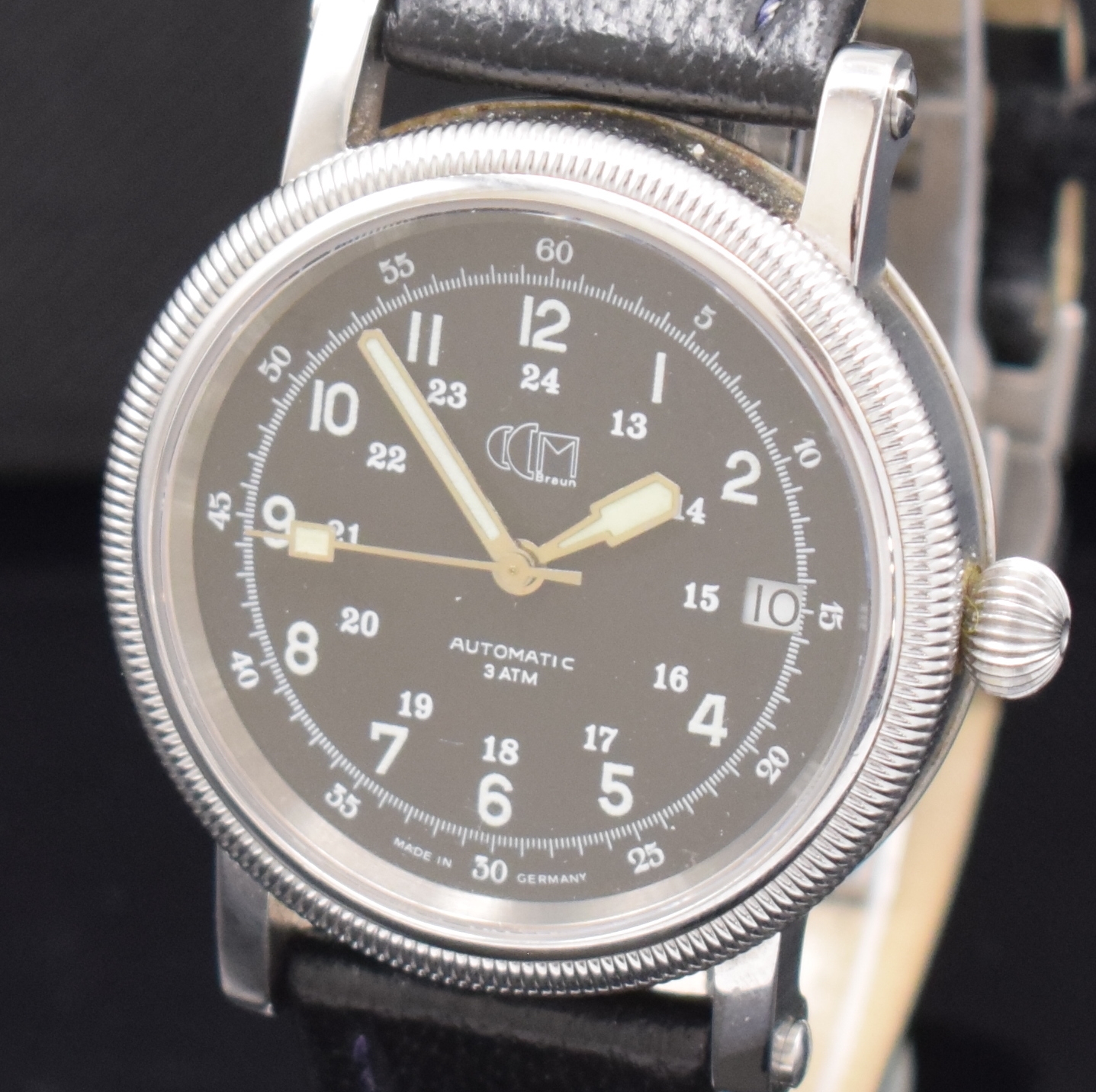Detail a: CCM BRAUN Superflight seltene Herrenarmbanduhr, Automatik, Deutschland um 2000, 3-teil. Edelstahlgeh., beids. vergl., Boden und Glasrand aufgedr., ...