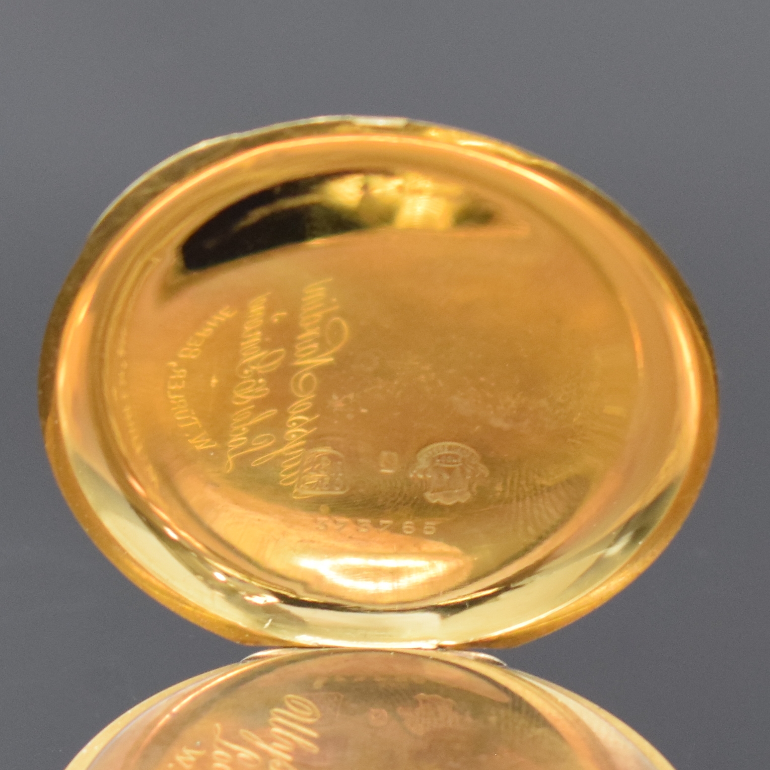 Detail d: ULYSSE NARDIN / W. TÜRLER, BERNE offene Herrentaschenuhr in GG 750/000, Schweiz um 1925, glattes Goldgeh., verg. Cuv., gold. Metallzifferbl. m. ...