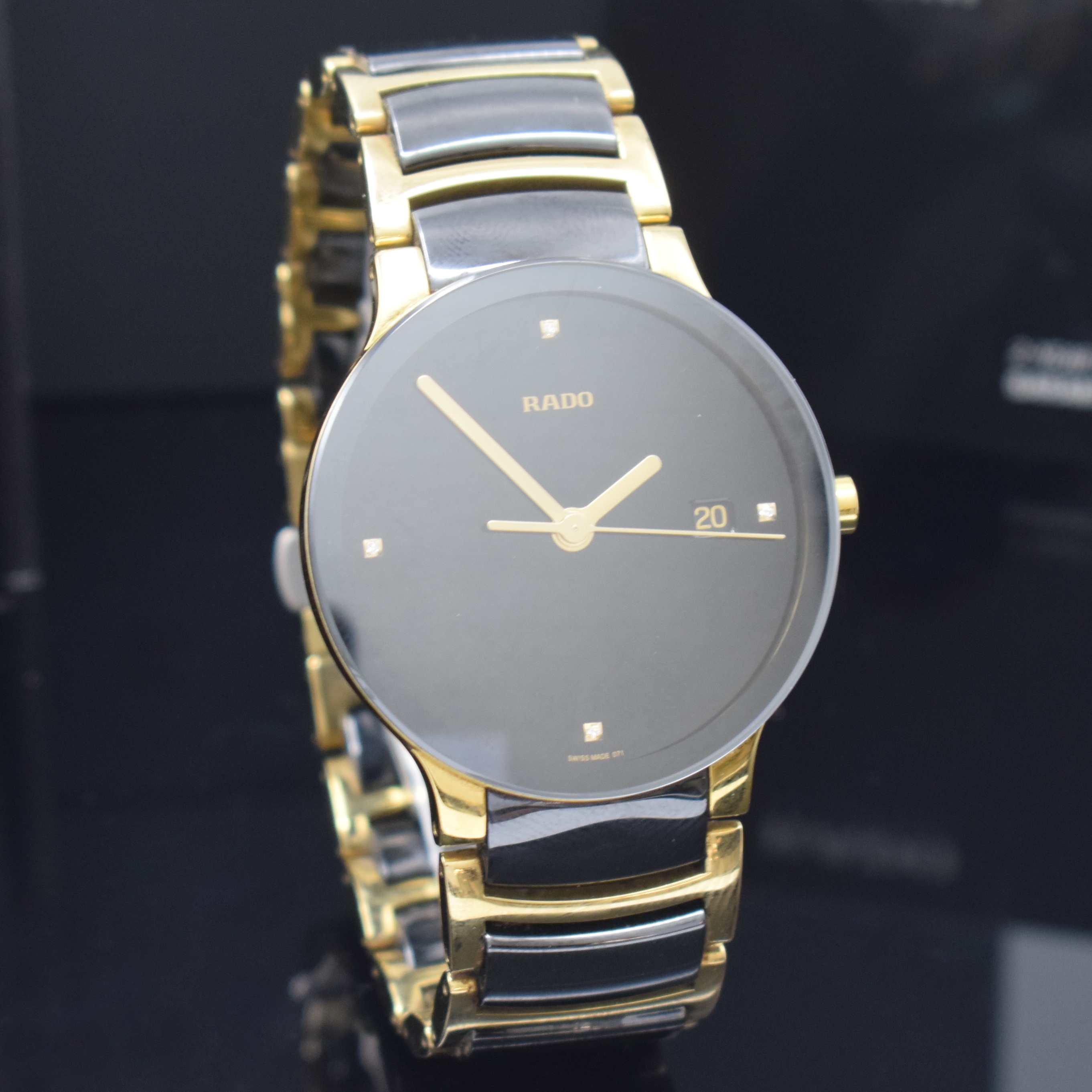 Detail b: RADO Centrix Herrenarmbanduhr Referenz 115.0929.3, Schweiz lt. Pap. verk. 02/2014, quarz, Geh. u. Band in Keramik, dopp. Faltschl., Boden aufgedr., ...