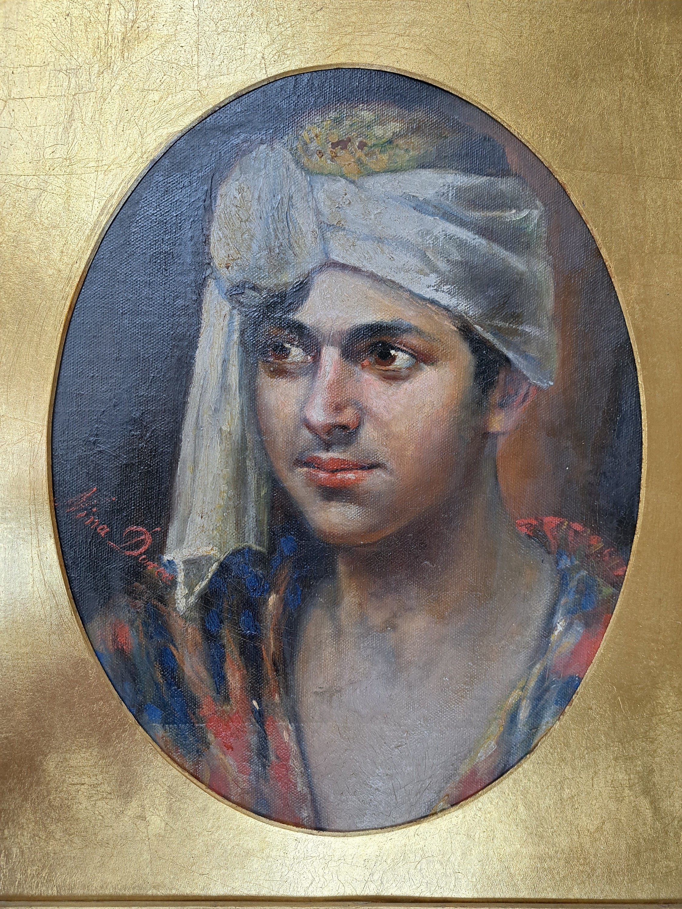 Detail a: Nina Doree o.ä., um 1900, Porträt eines orientalischen Mannes mit Turban, Öl/Malkarton, seitlich links signiert, im Oval ca. 42x33cm, rechteckiger ...