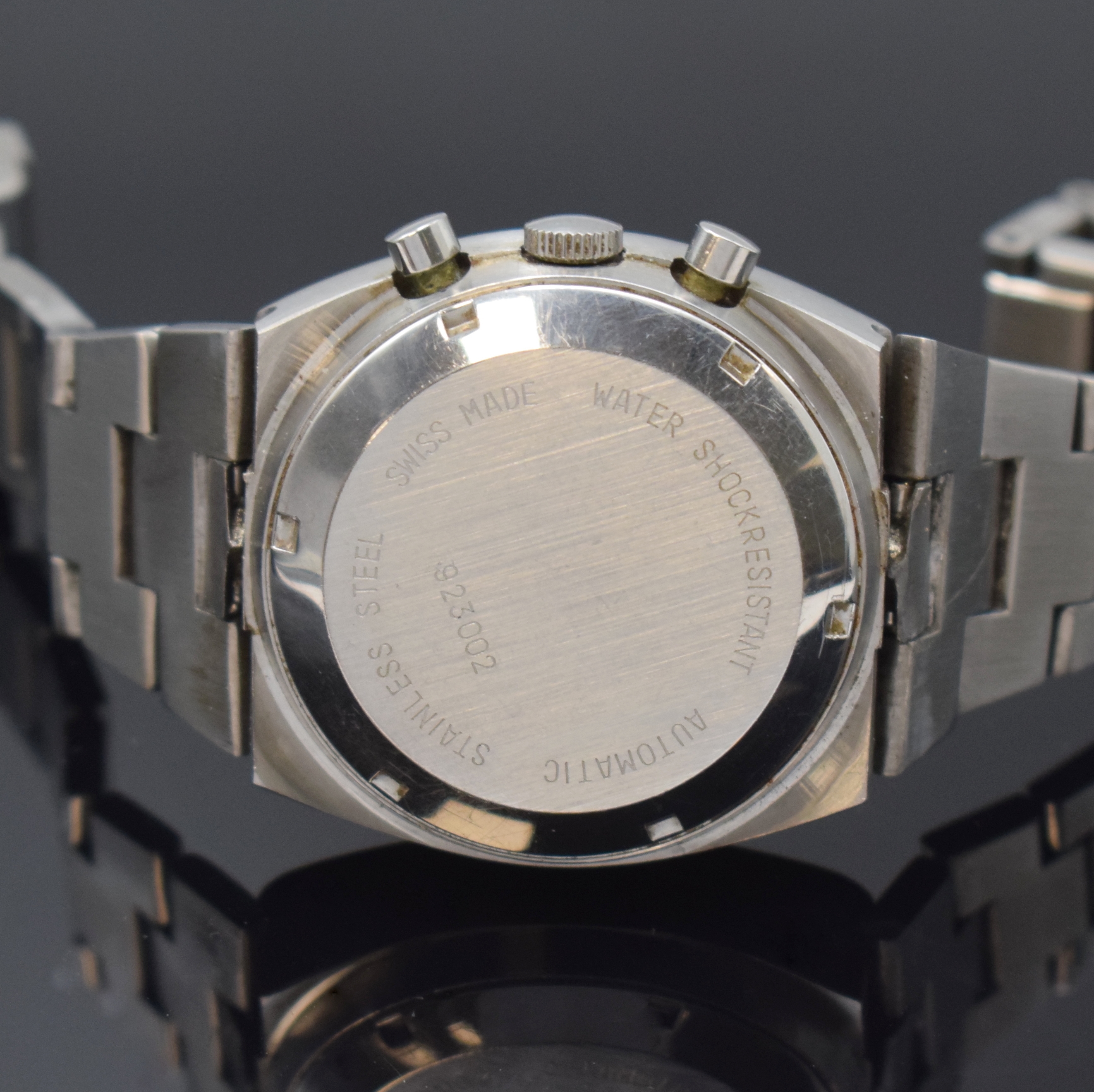 Detail d: BWC Herrenchronograph in Stahl, Schweiz um 1975, Automatik, Boden verschr., neutr. Stahlband m. Faltschl., silb. Zifferbl. m. aufges. Std.-Ind., ...