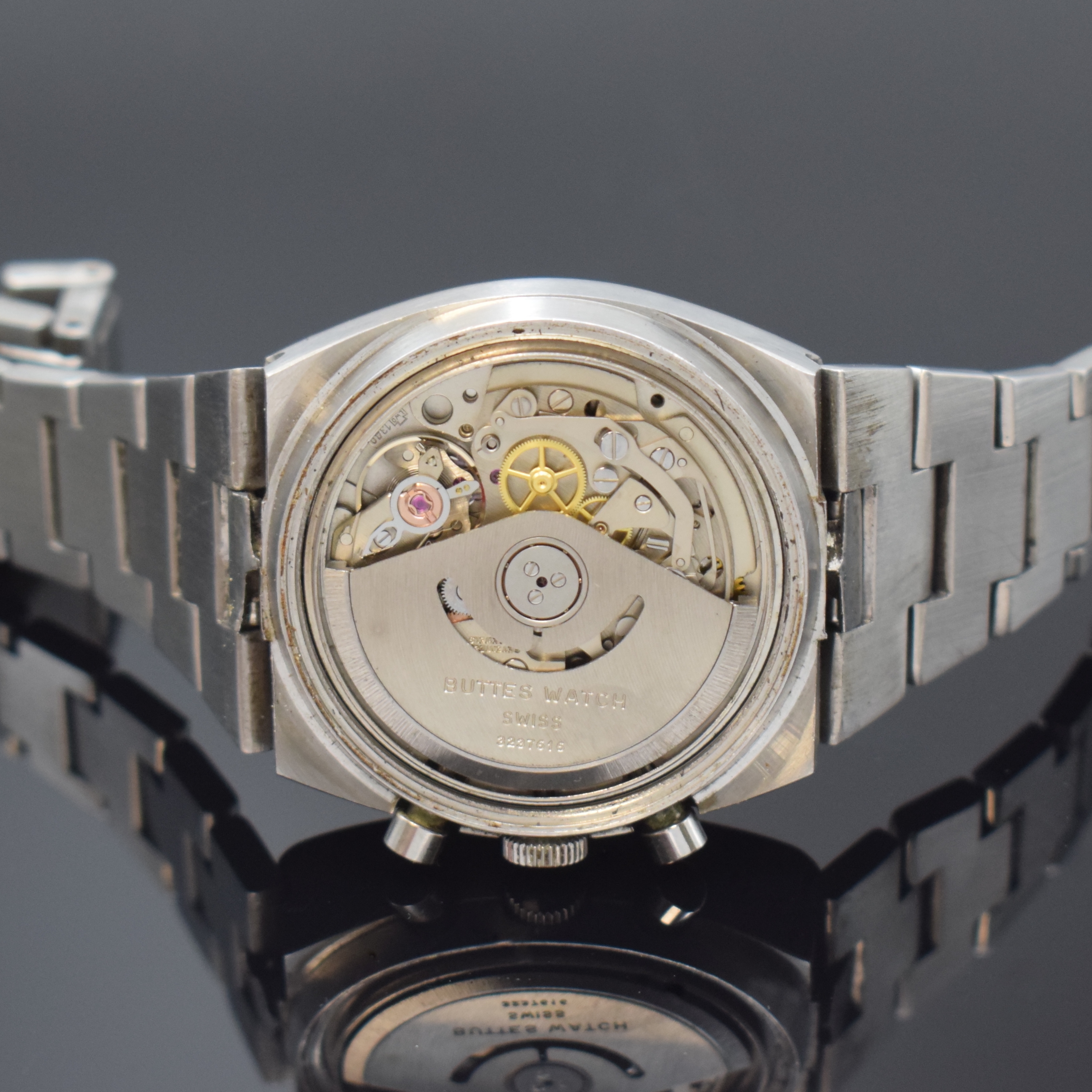 Detail f: BWC Herrenchronograph in Stahl, Schweiz um 1975, Automatik, Boden verschr., neutr. Stahlband m. Faltschl., silb. Zifferbl. m. aufges. Std.-Ind., ...