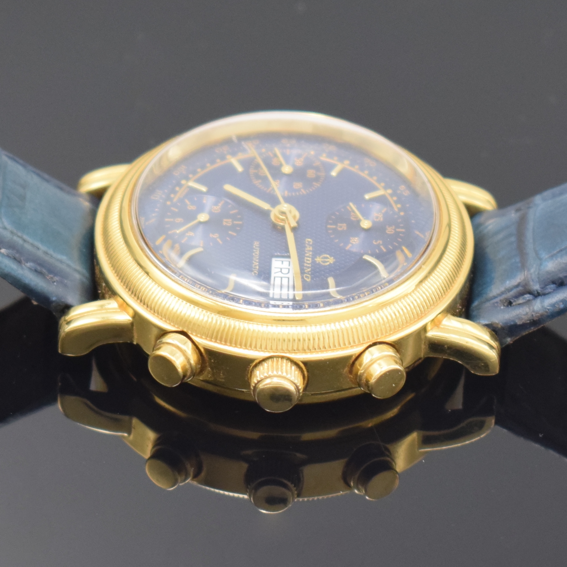 Detail e: CANDINO vergoldeter Armbandchronograph, Schweiz um 2005, Automatik, beids. vergl. Geh., Boden aufgedr., Lederband m. verg. orig. Dornschl., blaues ...