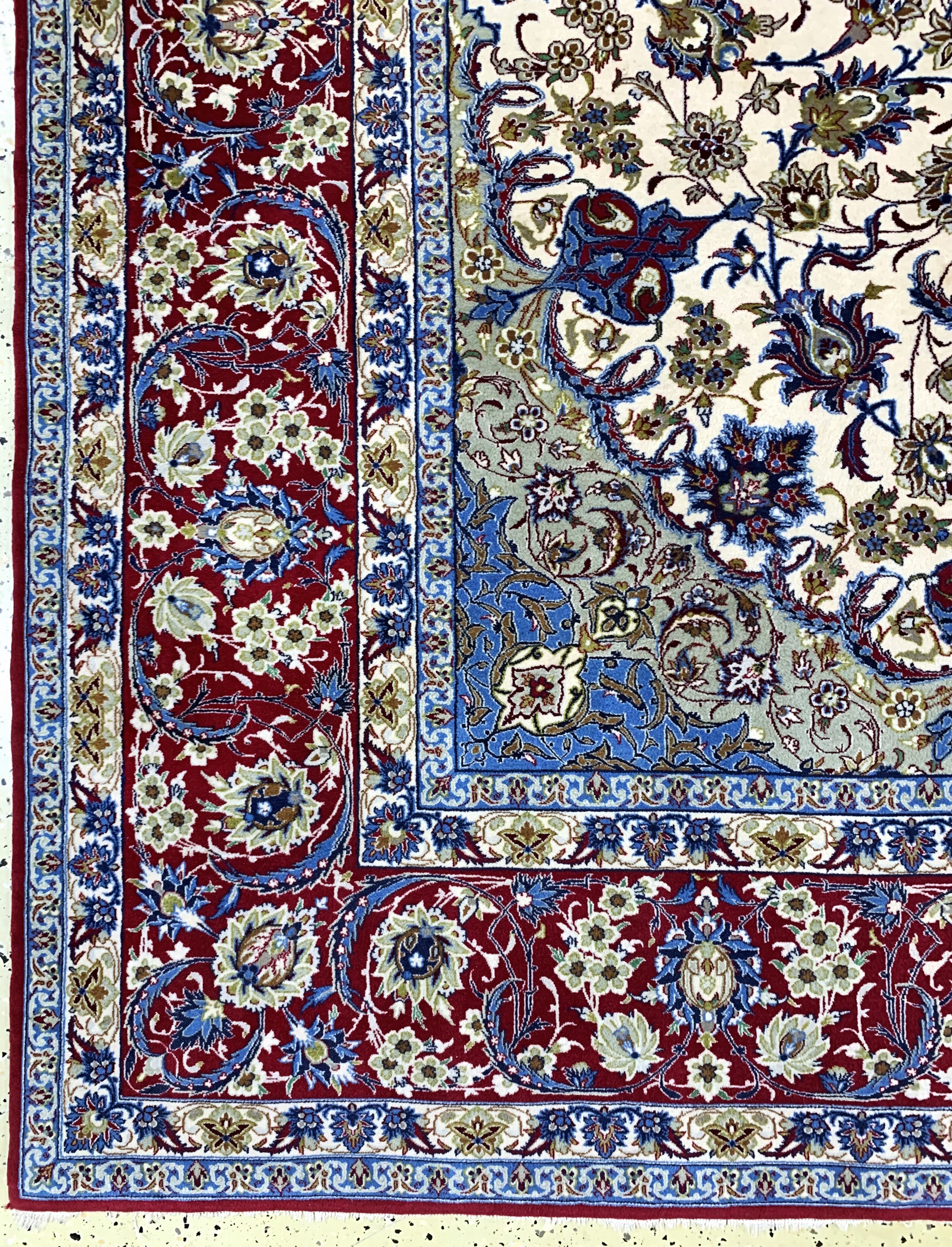 Detail c: Esfahan fein, Persien, Ende 20.Jhd, Korkwolle auf Seide, ca. 365 x 256 cm, EHZ: 2