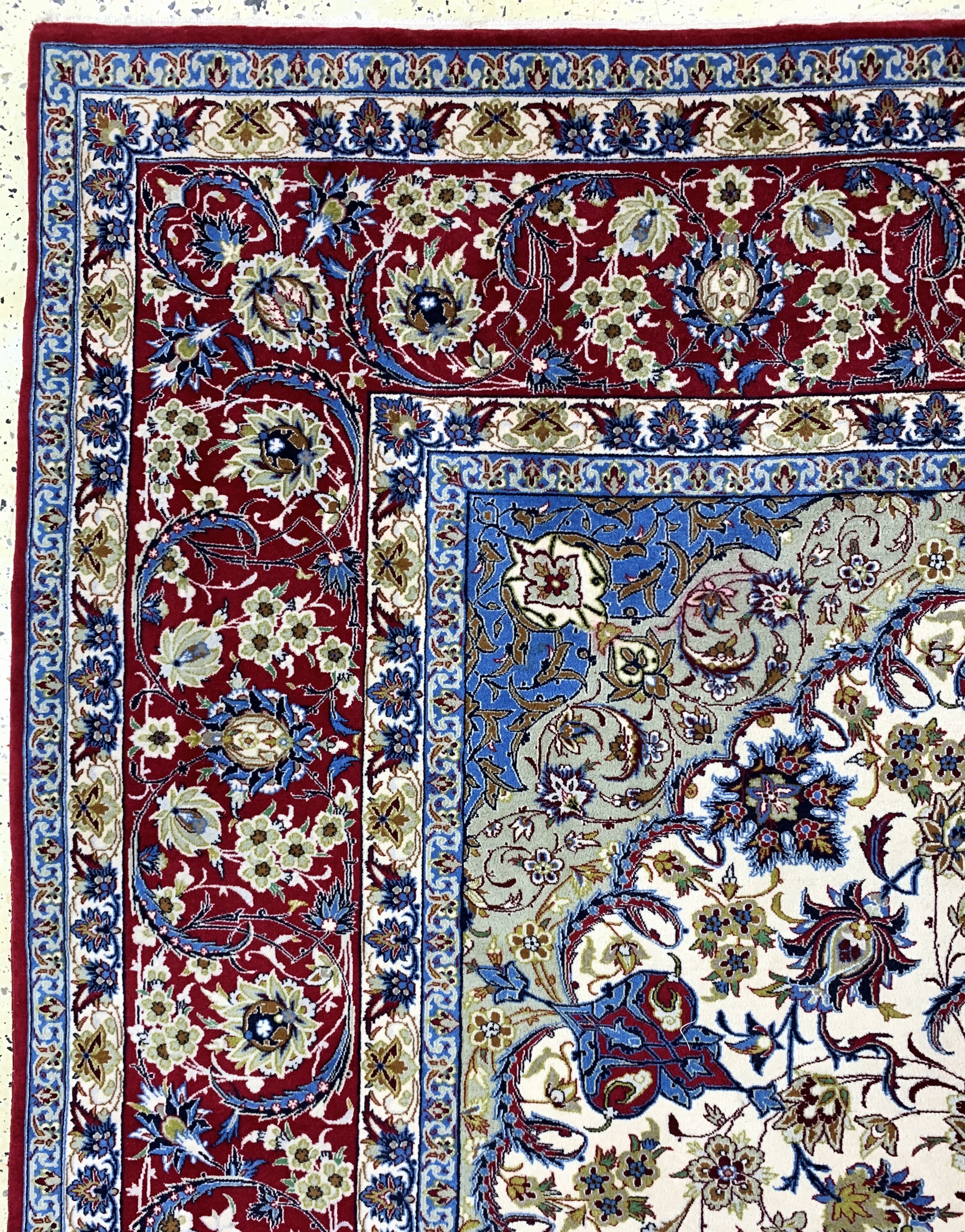 Detail e: Esfahan fein, Persien, Ende 20.Jhd, Korkwolle auf Seide, ca. 365 x 256 cm, EHZ: 2