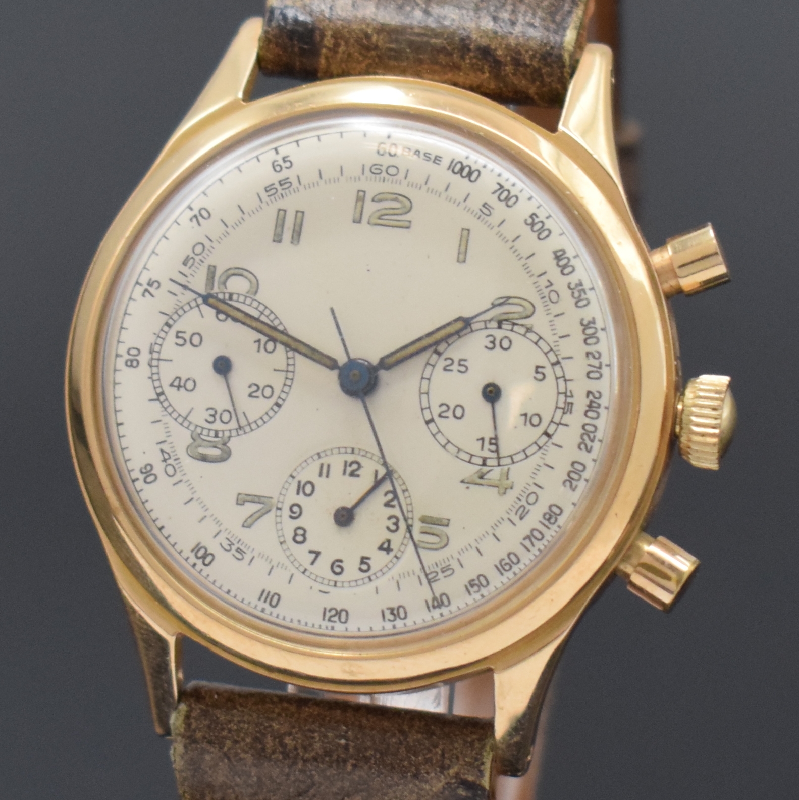Detail a: BREITLING Premier Herrenchronograph in RG 750/000 Referenz 788, Schweiz um 1960, Handaufzug, Boden geschr., silb. Zifferbl. rest., arab. ...