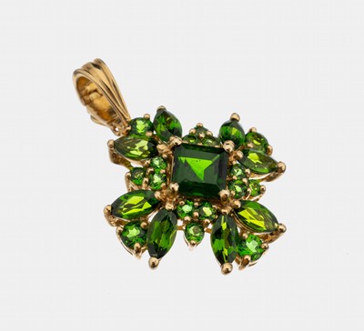 Image 26898766 - 14 kt Gold Tsavorith-Clipanhänger, GG 585/000, facett. Tsavorithe in versch. ...