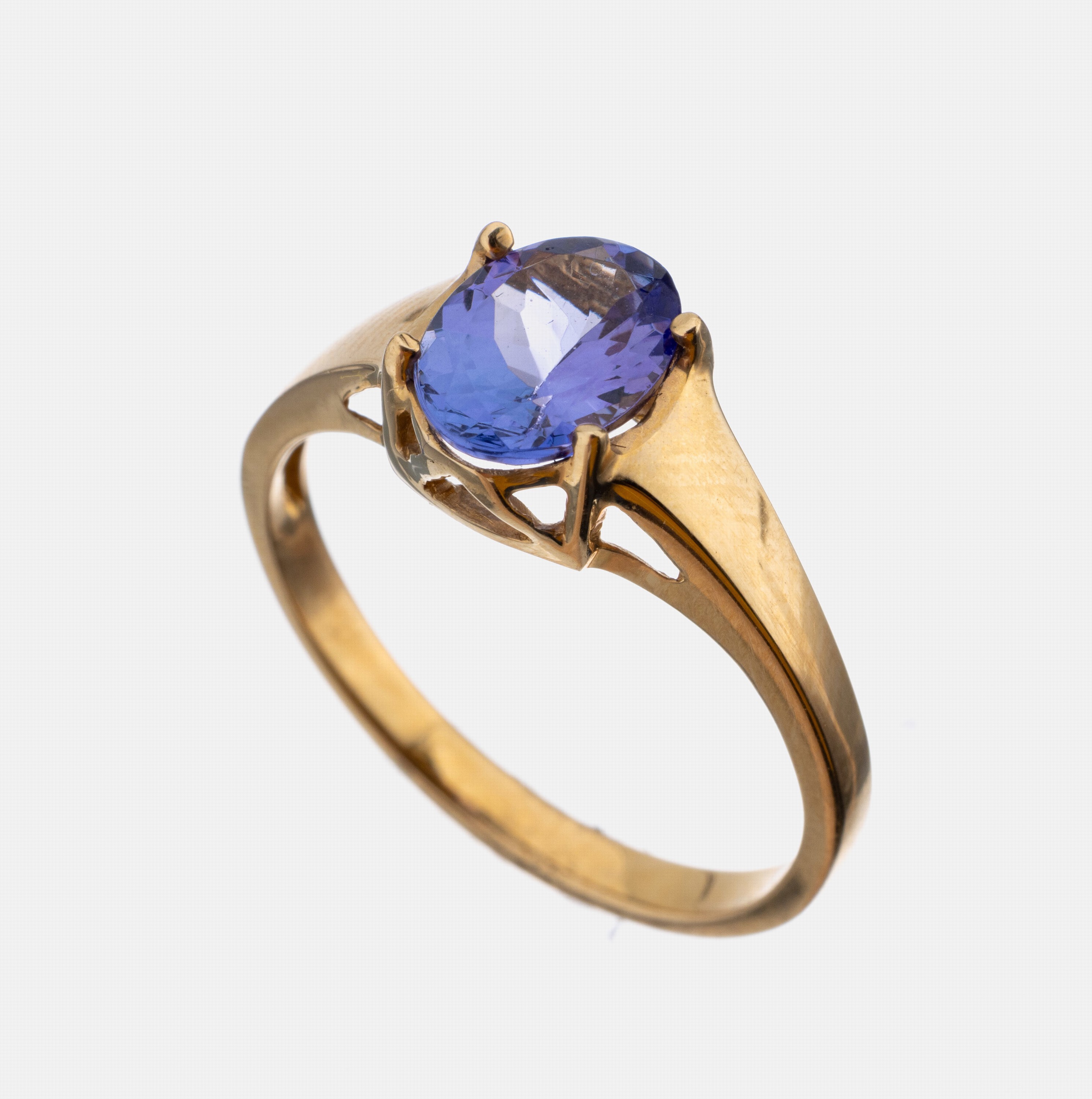 14 kt Gold Tansanit-Ring, GG 585/000, ovalfacett. Tansanit ca. 1.10 ct, RW 57, ca. 2.9 g, RW 57