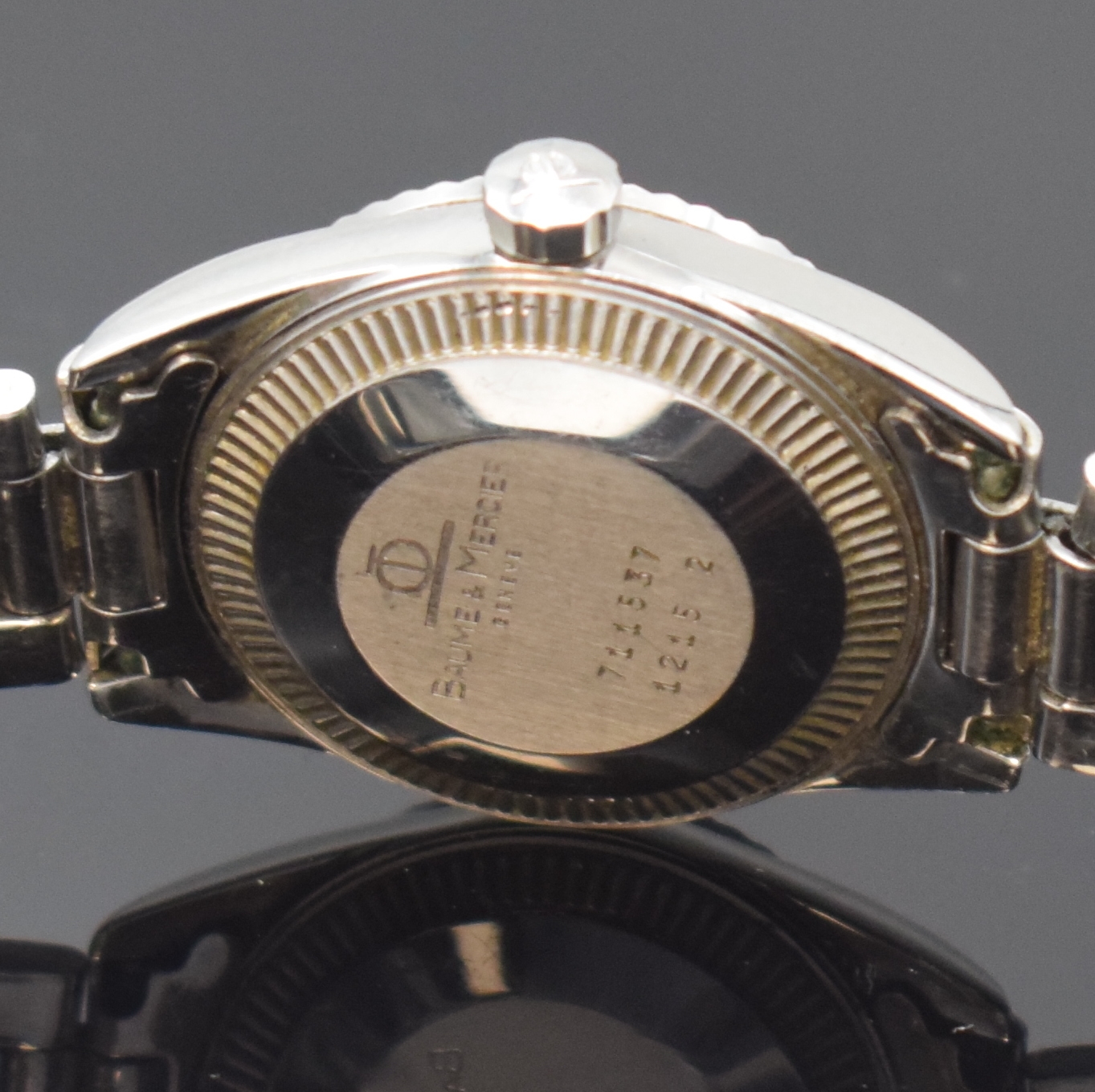 Detail d: BAUME & MERCIER Baumatic Damenarmbanduhr in Stahl Referenz 1215 2, Schweiz um 1985, Automatik, orig. Gliederband m. Faltschl., Boden verschr., ...