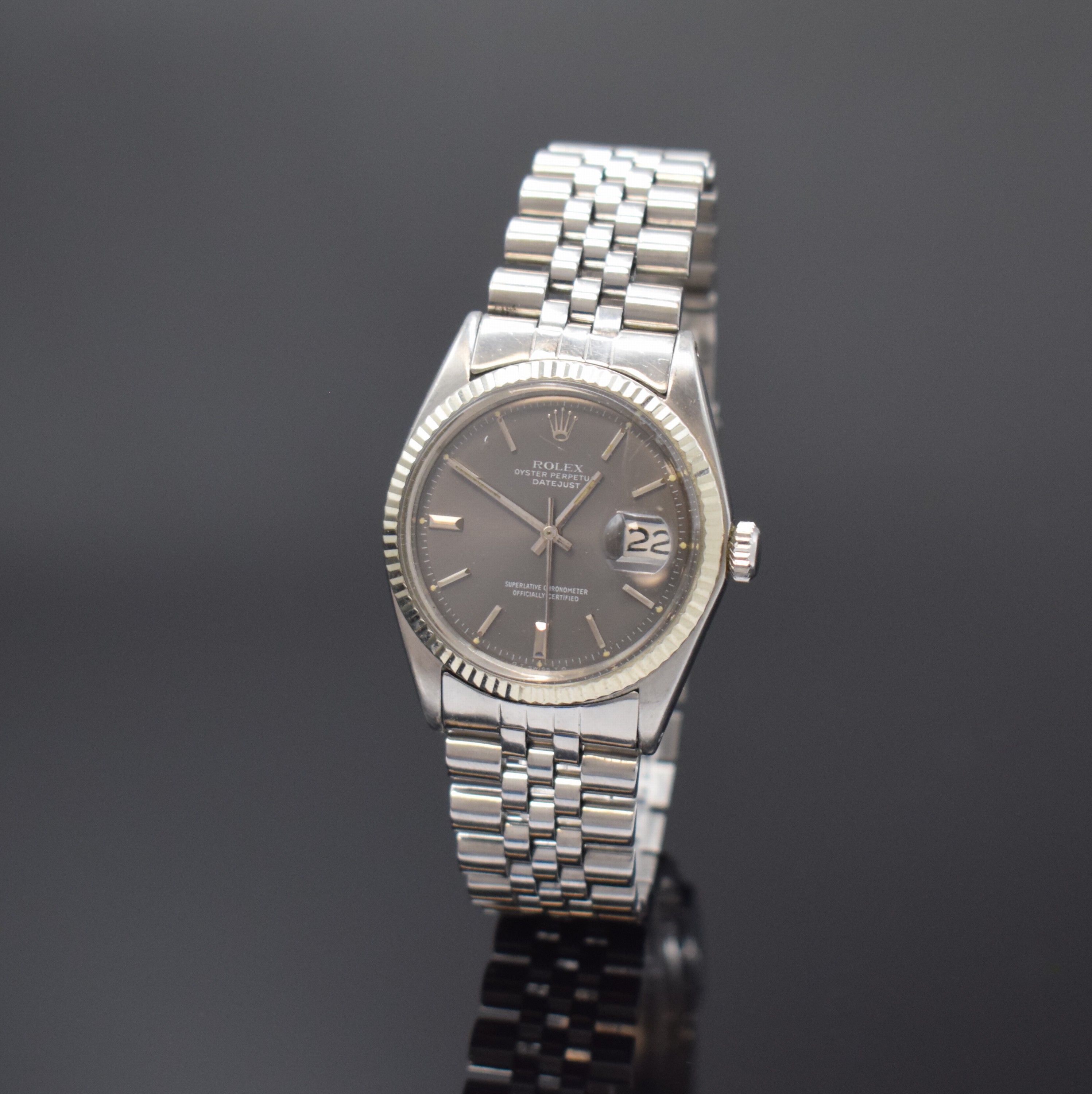 ROLEX Oyster Perpetual Datejust Referenz 1601, Schweiz um 1972, Automatik, Chronometer der Superlative in Edelstahl inkl. orig. Jubileeband m. ...
