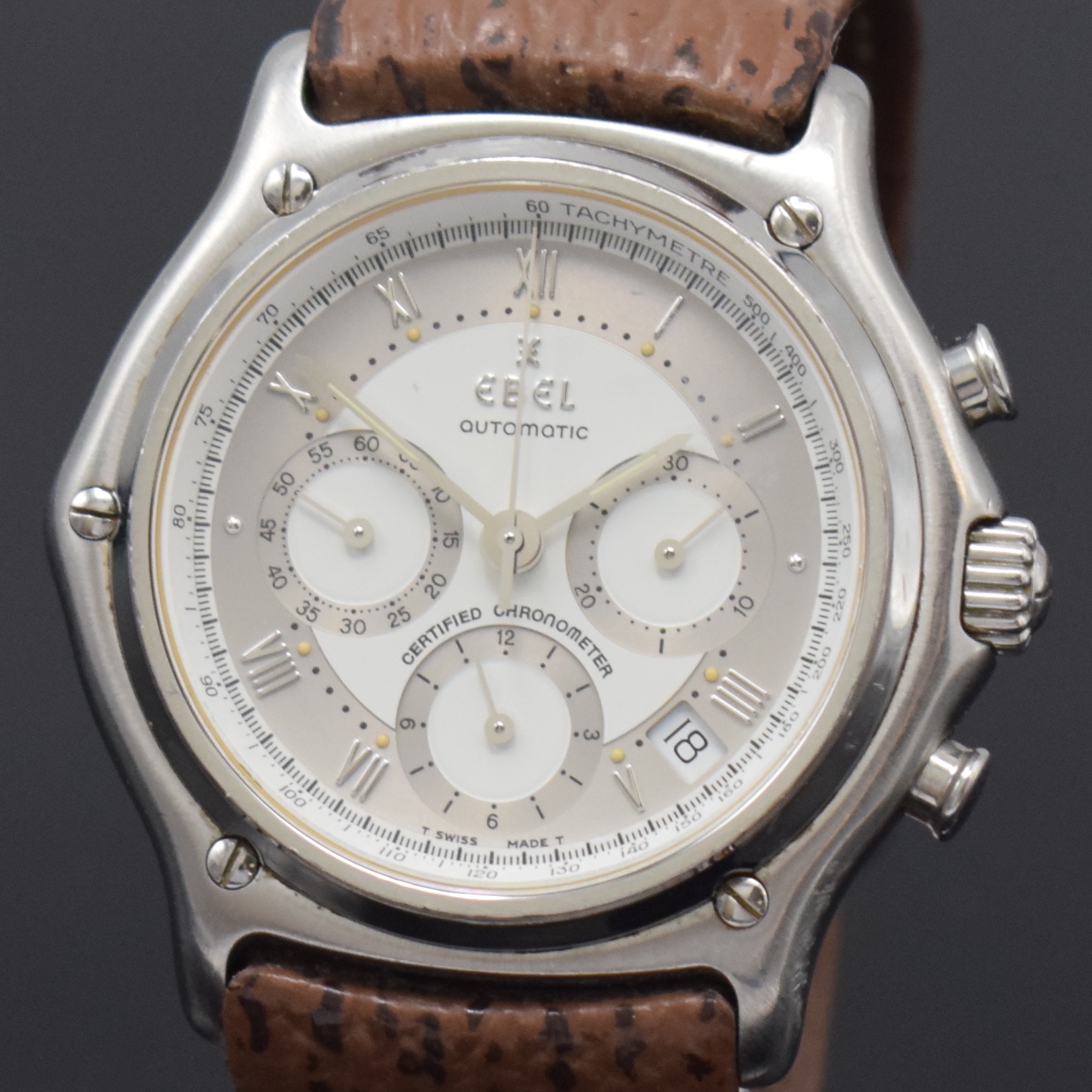 Detail a: EBEL Armbandchronograph Chronometer Le Modulor Referenz 9137241, Automatik, Schweiz um 2008, Edelstahlgeh. inkl. orig. Lederband m. Faltschl., Boden ...