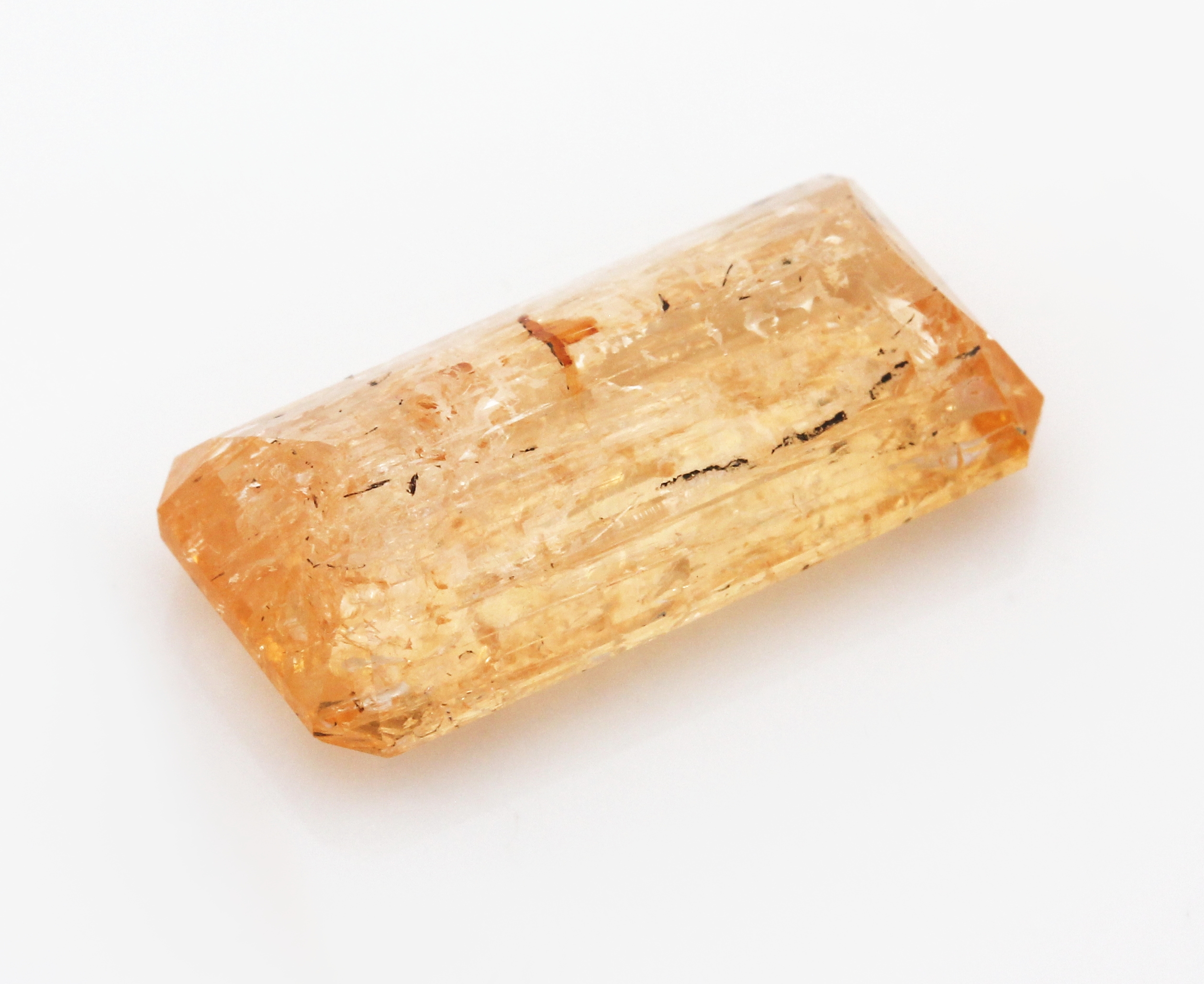 Detail a: Loser Imperial Topas, ca. 11.73 ct, Treppenschliff