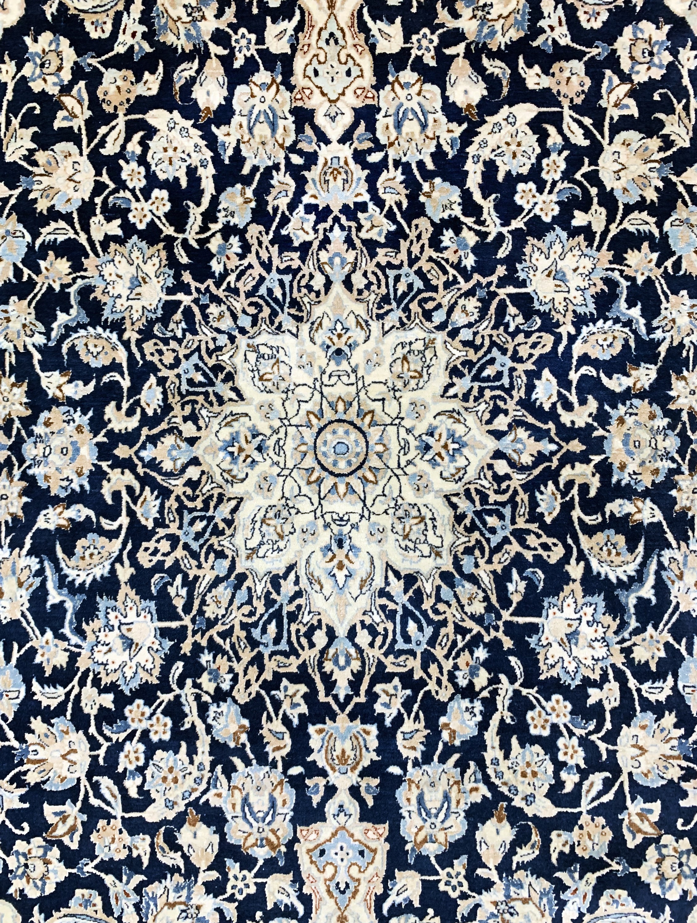 Detail b: Nain fein(6 La), Persien, Mitte 20-Jhd, Korkwolle mit Seide, ca. 193 x 120 cm, ca. 1,0Mio. Kn/qm, EHZ: 2