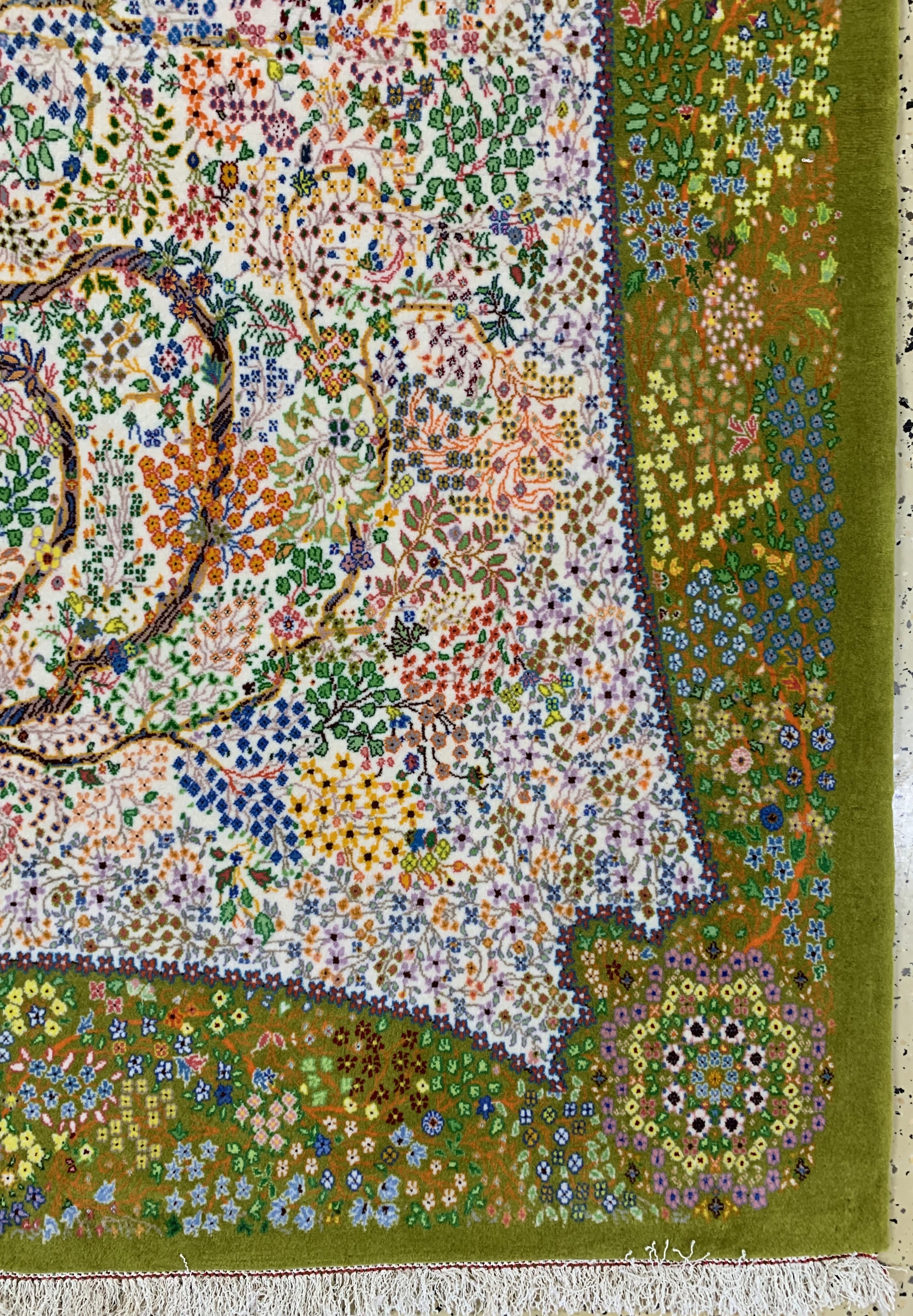 Detail b: Ghom Kork sehr fein, Persien, Ende 20.Jhd, Korkwolle mit und auf Seide, ca. 206 x 135 cm,ca. 1,0 Mio. Kn/qm, EHZ:(nahezu Neuwertig).