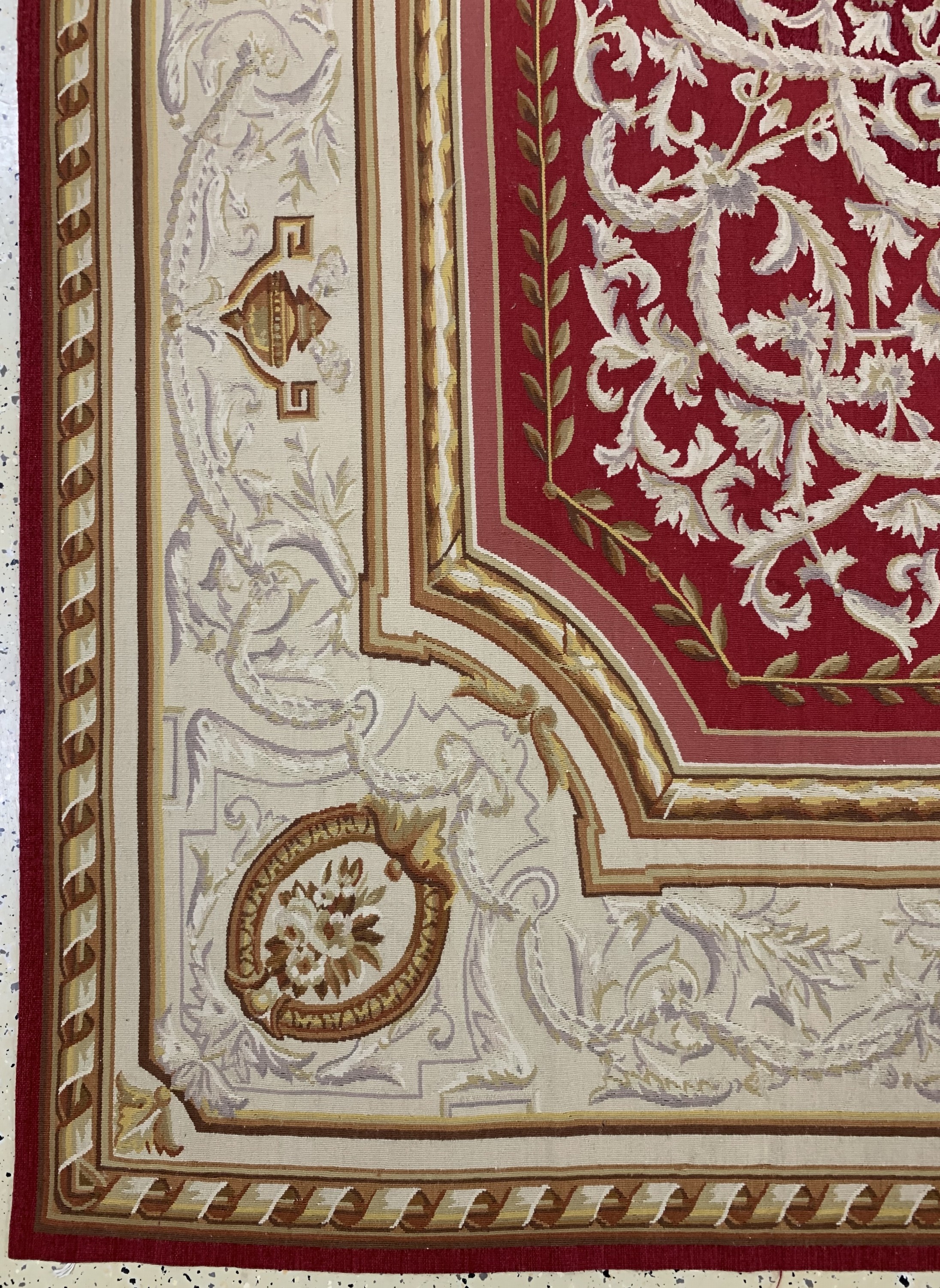 Detail b: Aubusson flachgwewebt, China, Ende 20.Jhd, Wolle auf Baumwolle, ca. 303 x 230 cm, EHZ:(nahezu Neuwertig)