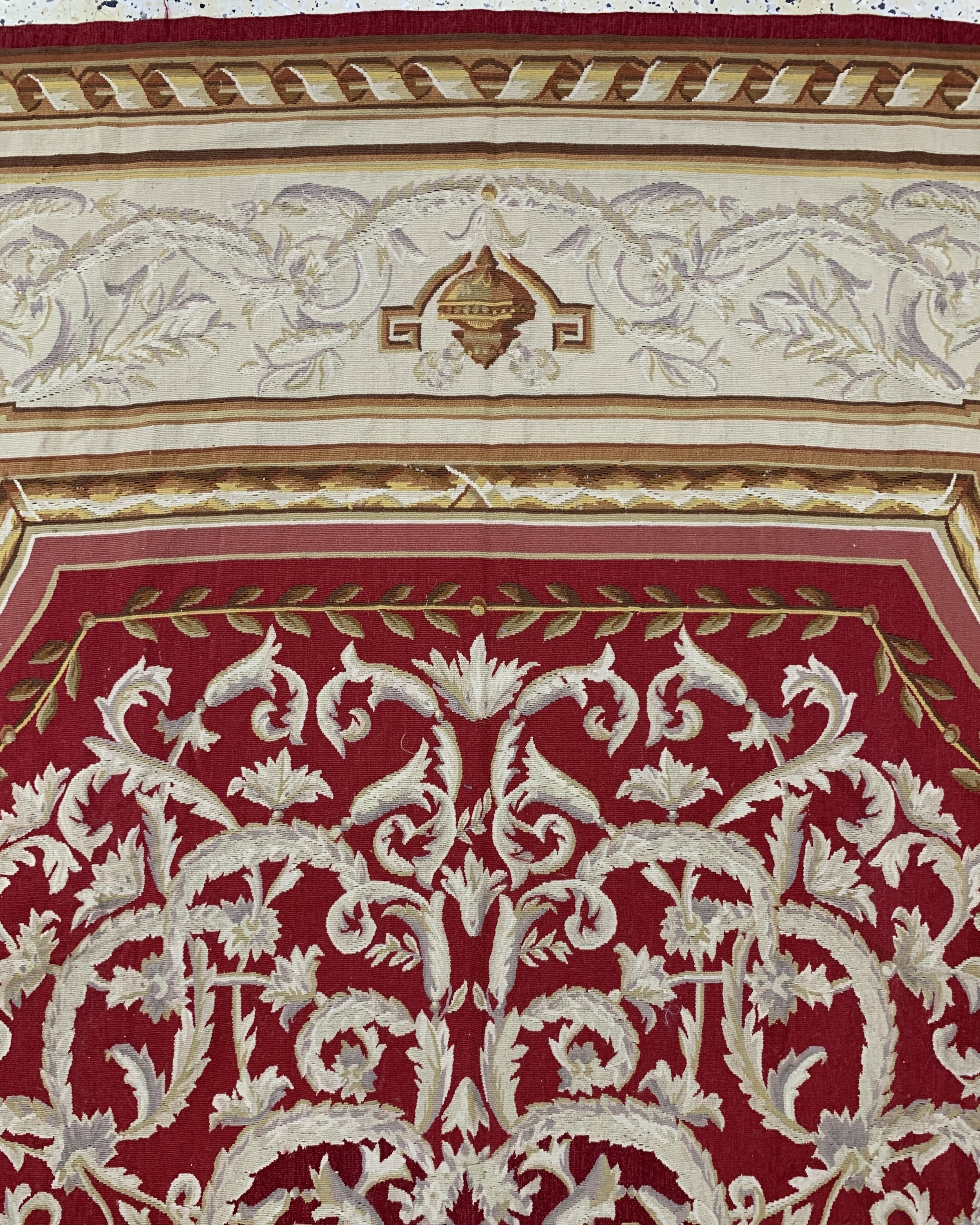 Detail e: Aubusson flachgwewebt, China, Ende 20.Jhd, Wolle auf Baumwolle, ca. 303 x 230 cm, EHZ:(nahezu Neuwertig)