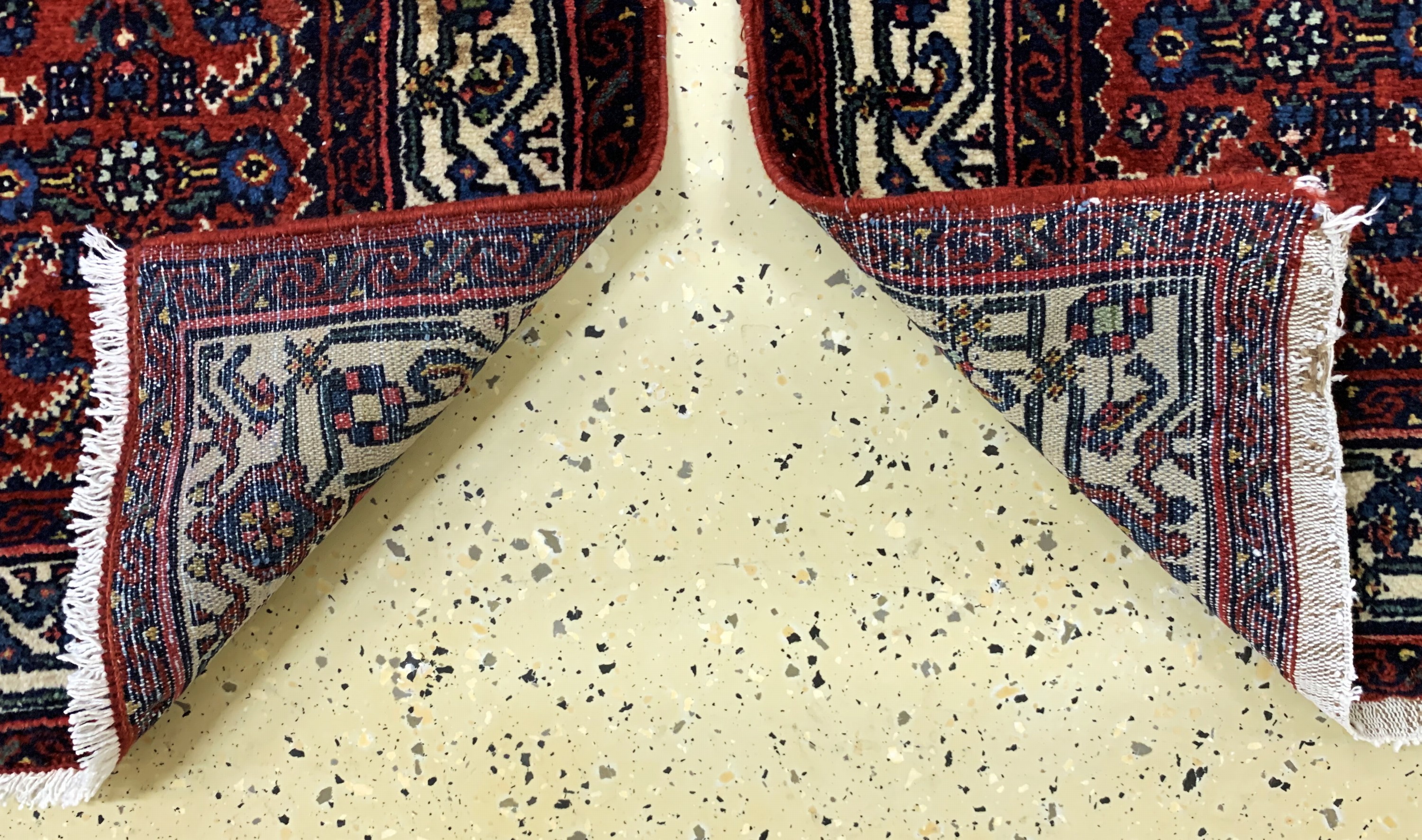 Detail e: 1 paar Serabend fein, Persien, Mitte 20.Jhd, Wolle auf Baumwolle, ca. 400 x 78 cm, EHZ:(nahezu Neuwertig).