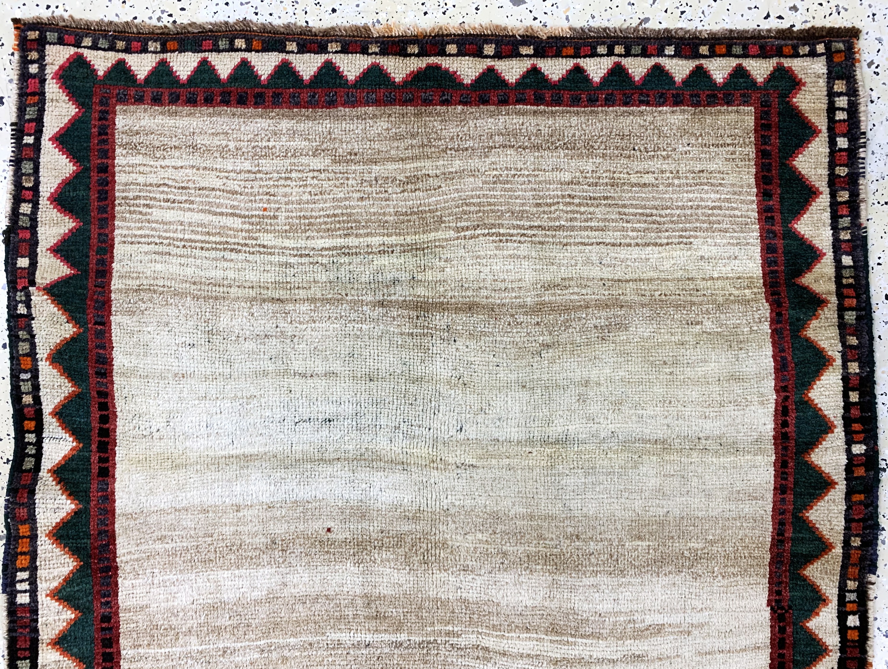 Detail a: Gabbeh alt, Persien, Anfang 20.Jhd, Wolle auf Wolle, ca. 198 x 120 cm, EHZ: 3