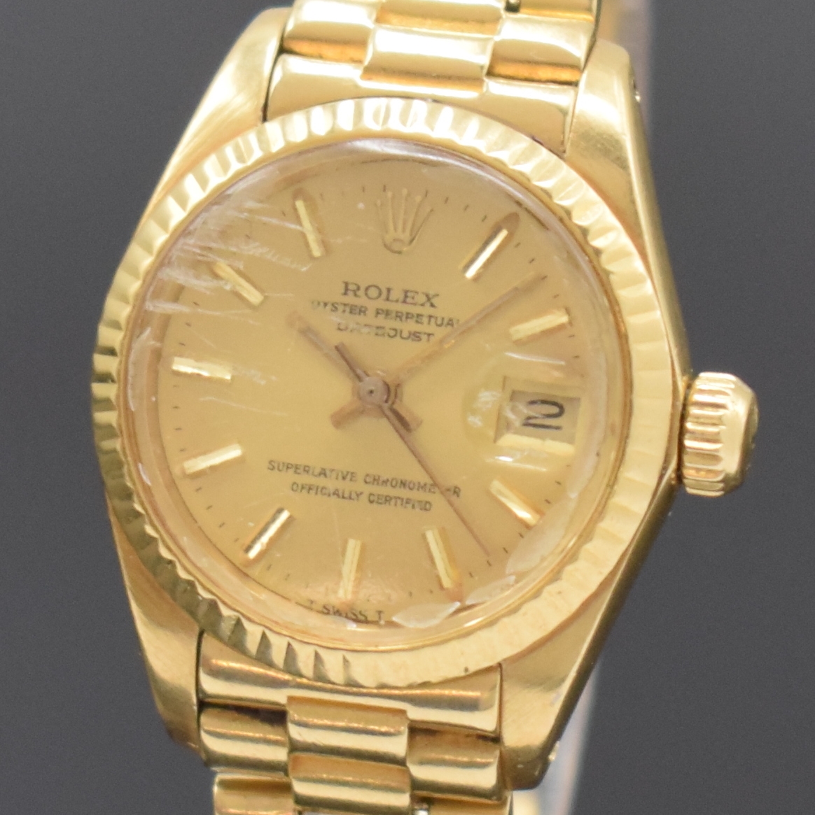 Detail a: ROLEX Damenarmbanduhr Oyster Perpetual Datejust in GG 750/000 Referenz 6917, Chronometer der Superlative, Präsidentband m. Faltschl., Boden u. Krone ...