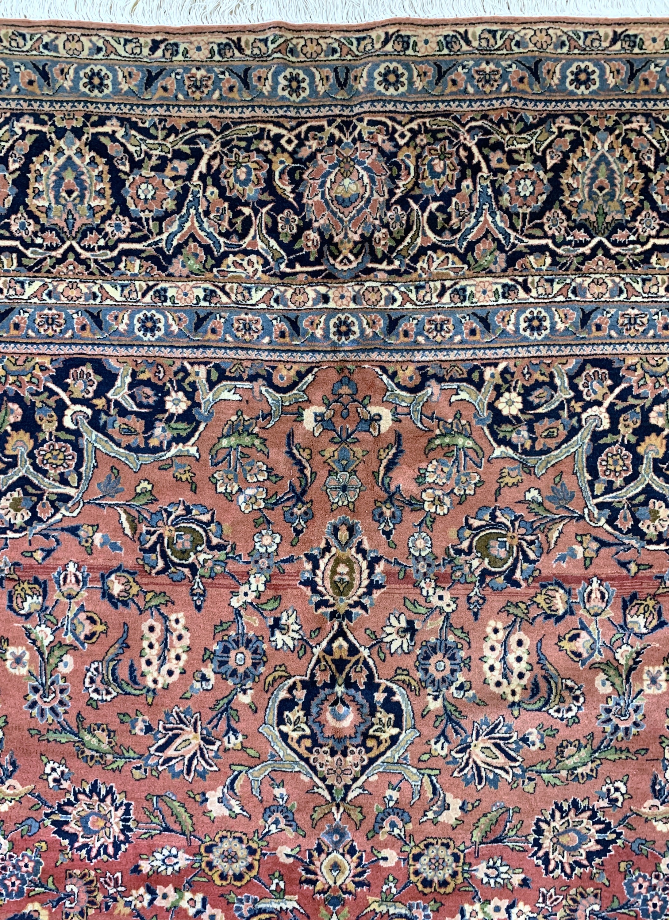 Detail e: Keschan Kork, Persien, Ende 20.Jhd, Korkwolle auf Baumwolle, ca. 410 x 305 cm, EHZ: 1-2(Abrasch)