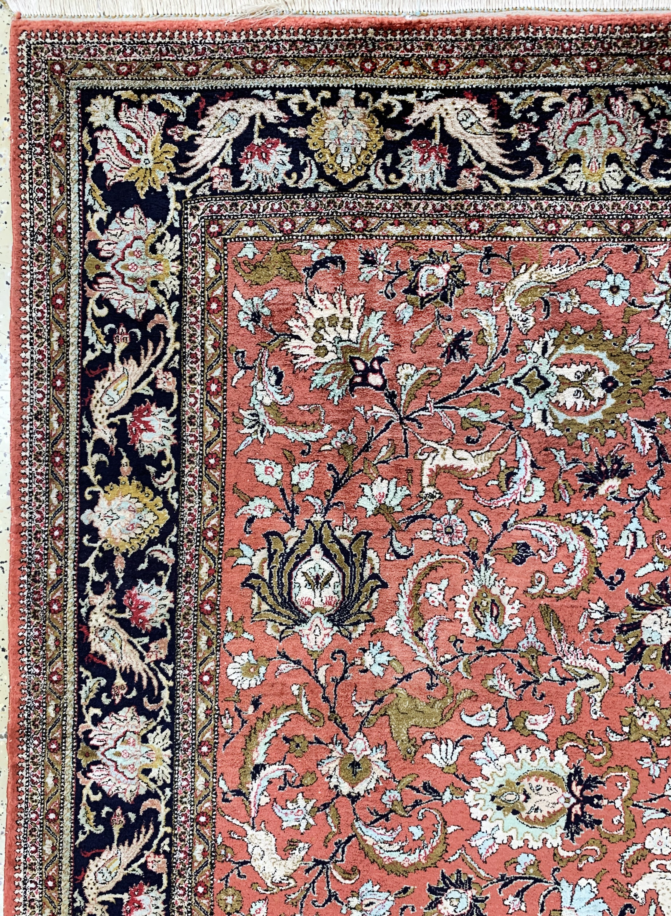 Detail d: Ghom Seide, Persien, Mitte 20.Jhd, reine Naturseide, ca. 308 x 203 cm, EHZ: 2