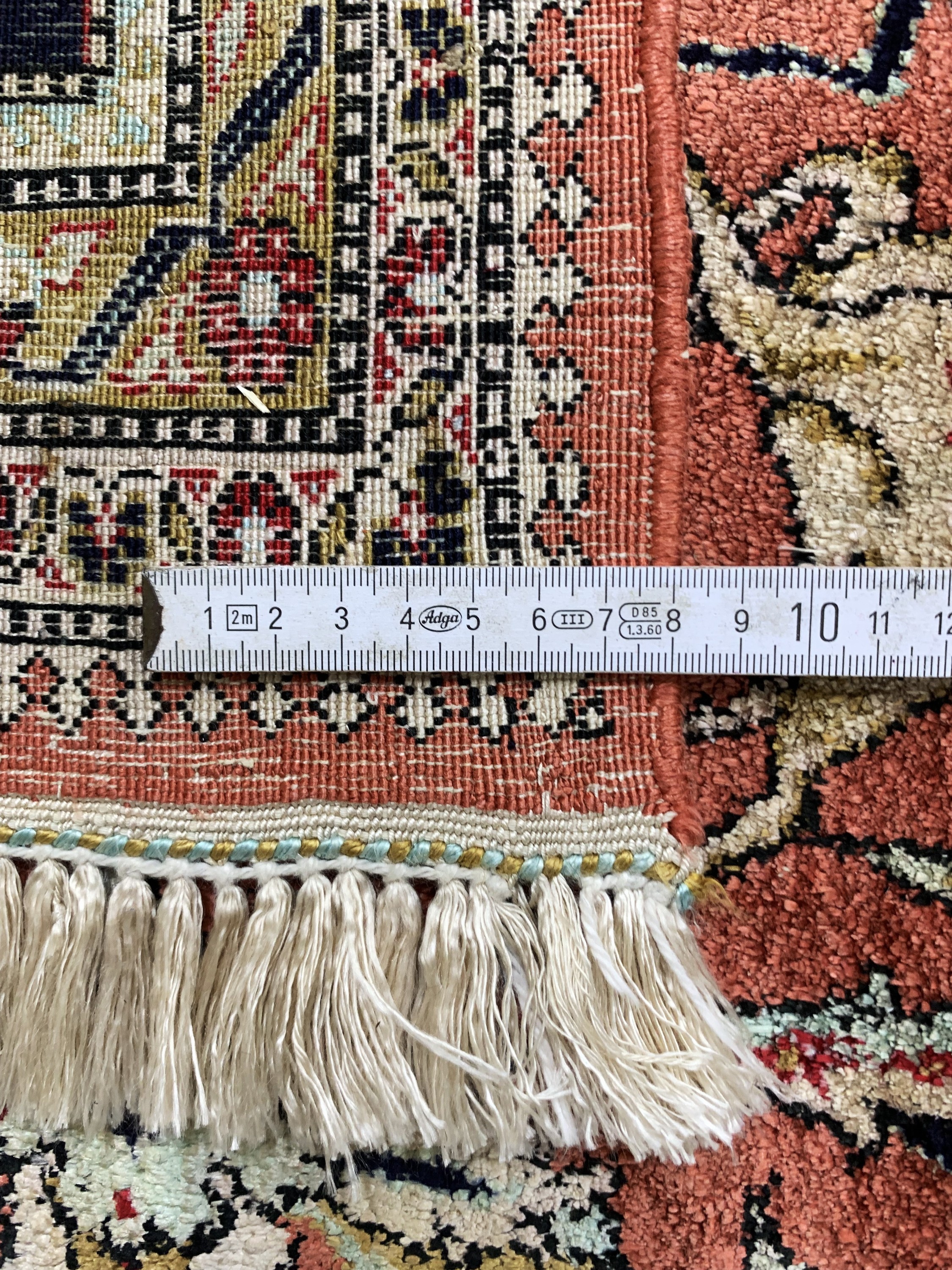 Detail h: Ghom Seide, Persien, Mitte 20.Jhd, reine Naturseide, ca. 308 x 203 cm, EHZ: 2