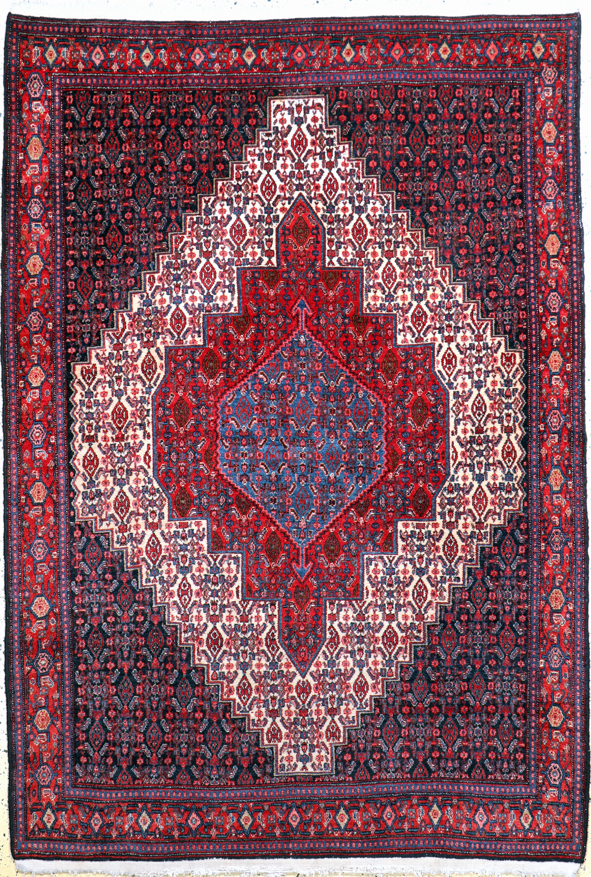 Senneh alt, Persien, Anfang 20.Jhd, Wolle auf Baumwolle, ca. 215 x 147 cm, EHZ: 2