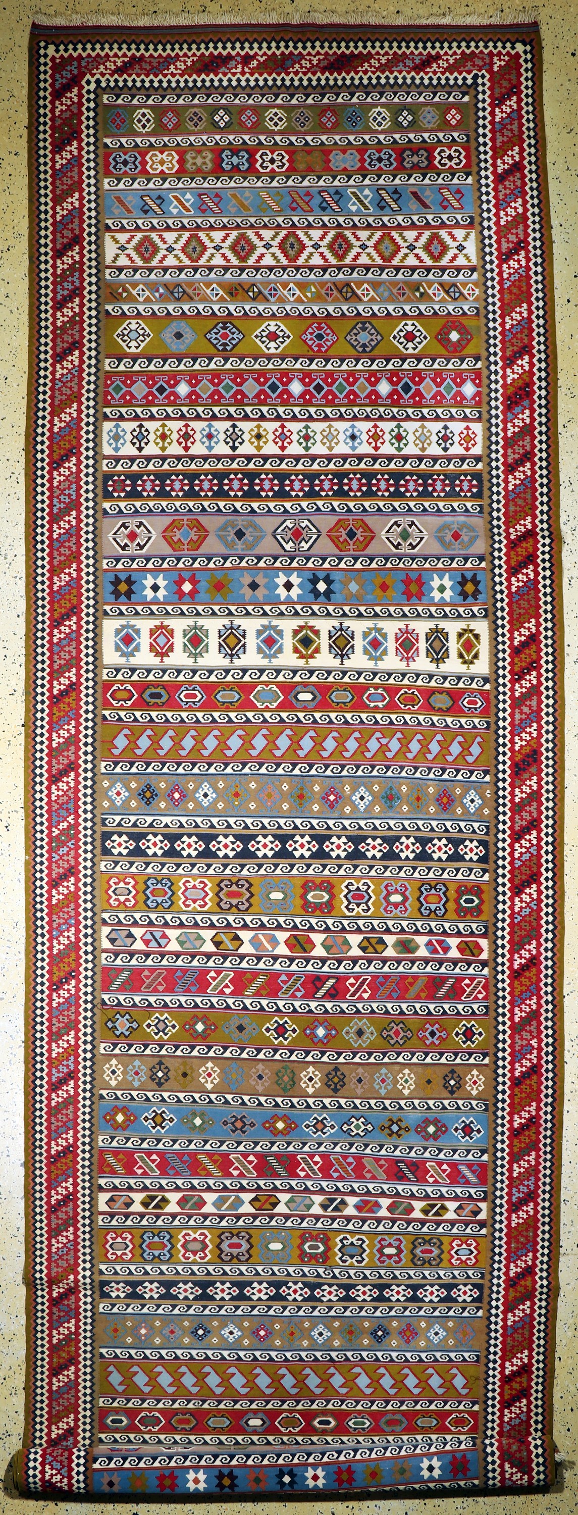 Shahsawan Kelim fein, Persien, Mitte 20.Jhd, Wolle auf Wolle, ca. 600 x 155 cm, EHZ: 2