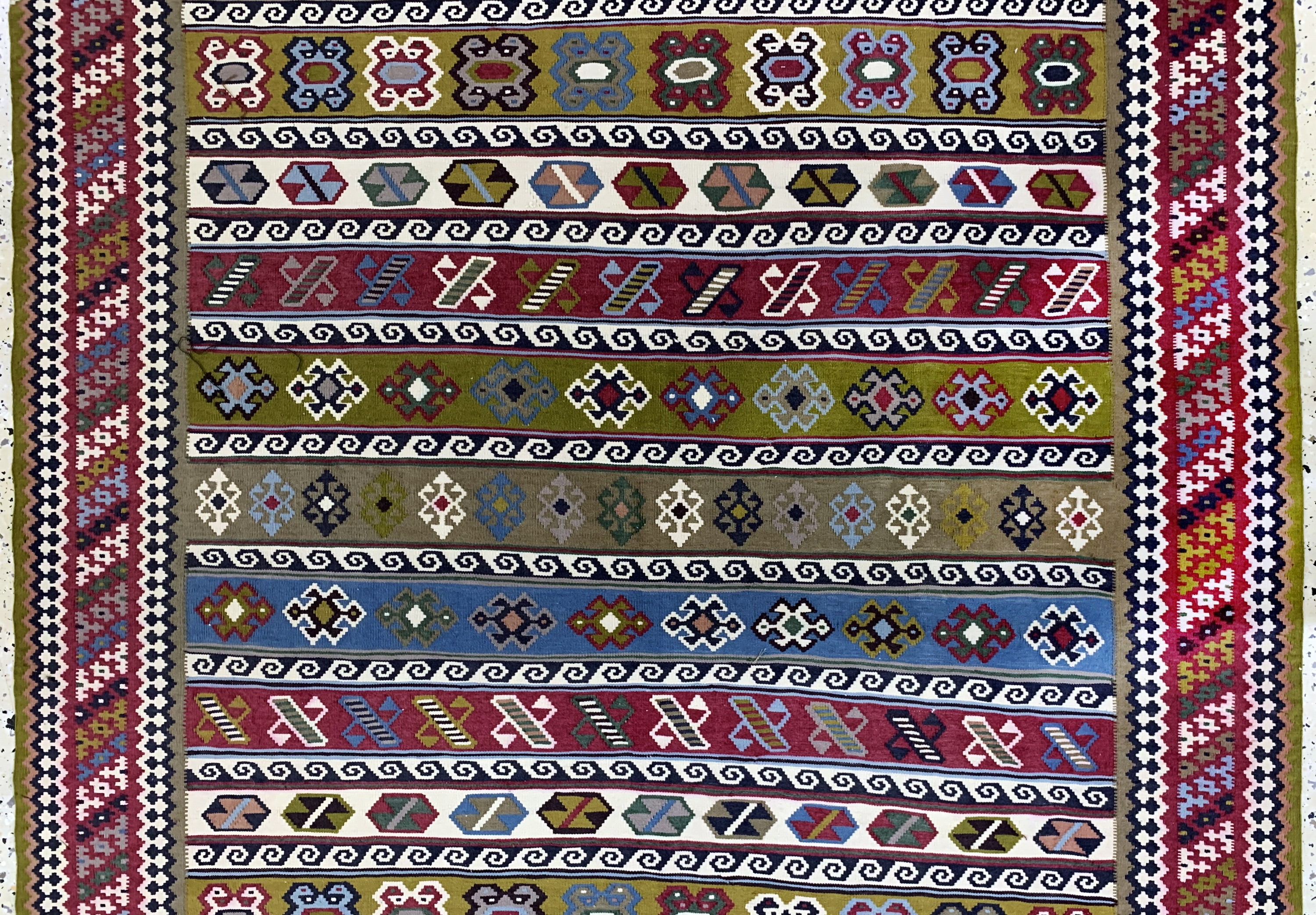 Detail c: Shahsawan Kelim fein, Persien, Mitte 20.Jhd, Wolle auf Wolle, ca. 600 x 155 cm, EHZ: 2