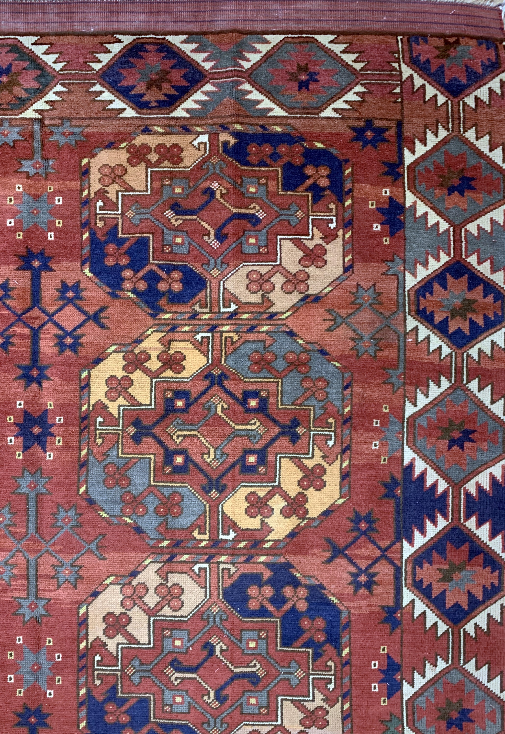 Detail f: Ersari alt, Rumänien, Mitte 20.Jhd, Wolle auf Wolle, ca. 360 x 240 cm, EHZ: 3(restauriert)