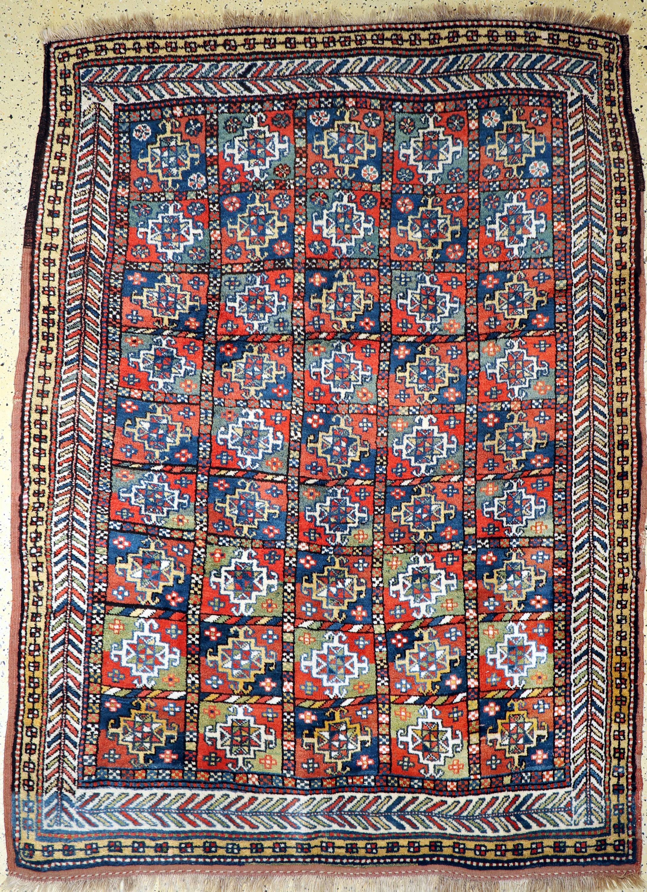 Khorasan Kordi alt, Persien, Anfang 20.Jhd,Wolle auf Wolle, ca. 245 x 180 cm, EHZ: 2