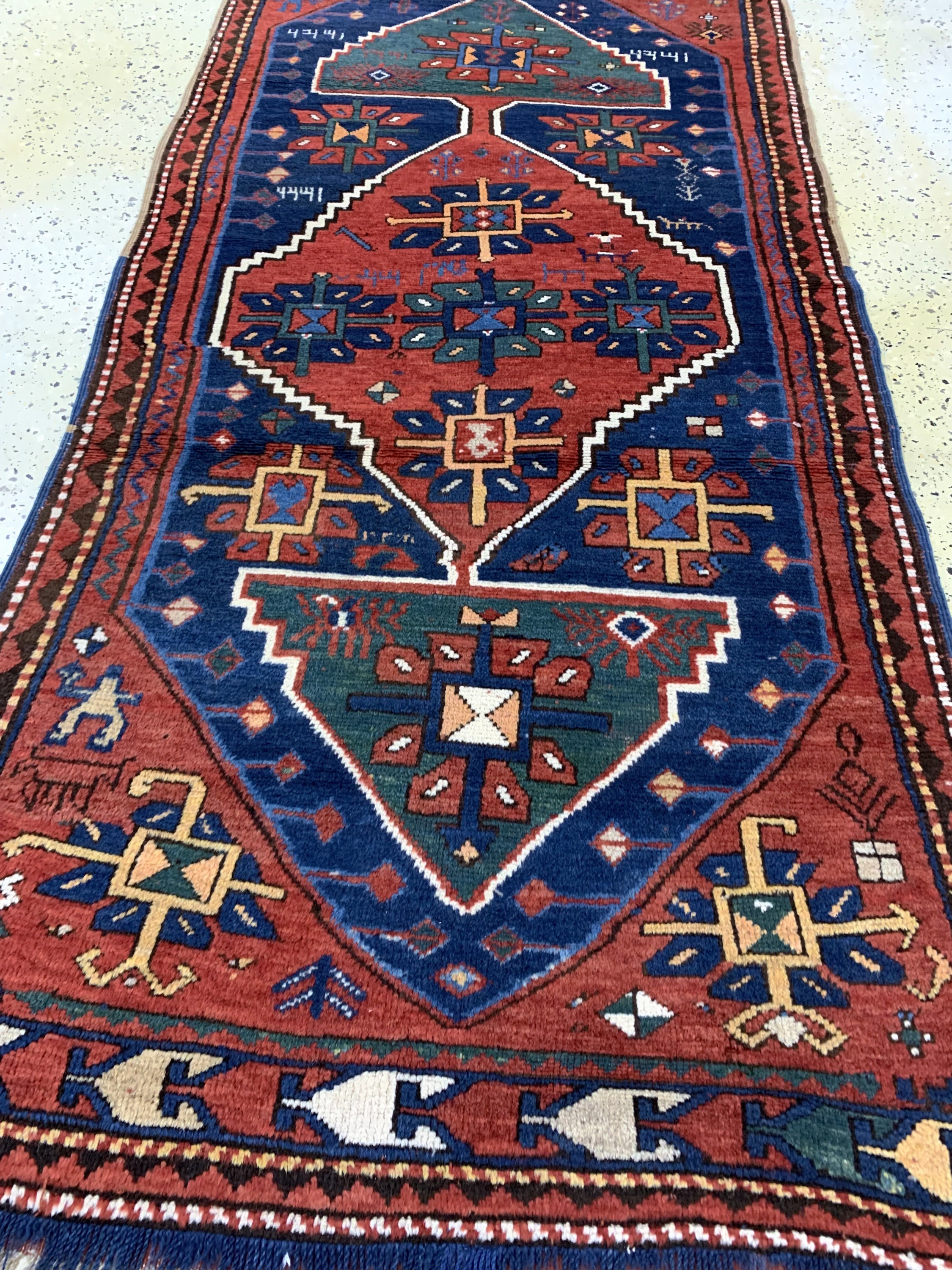 Detail e: Antiker Kazak, Kaukasus, datiert 1334(1914), Wolle auf Wolle, ca. 245 x 116 cm,EHZ: 2