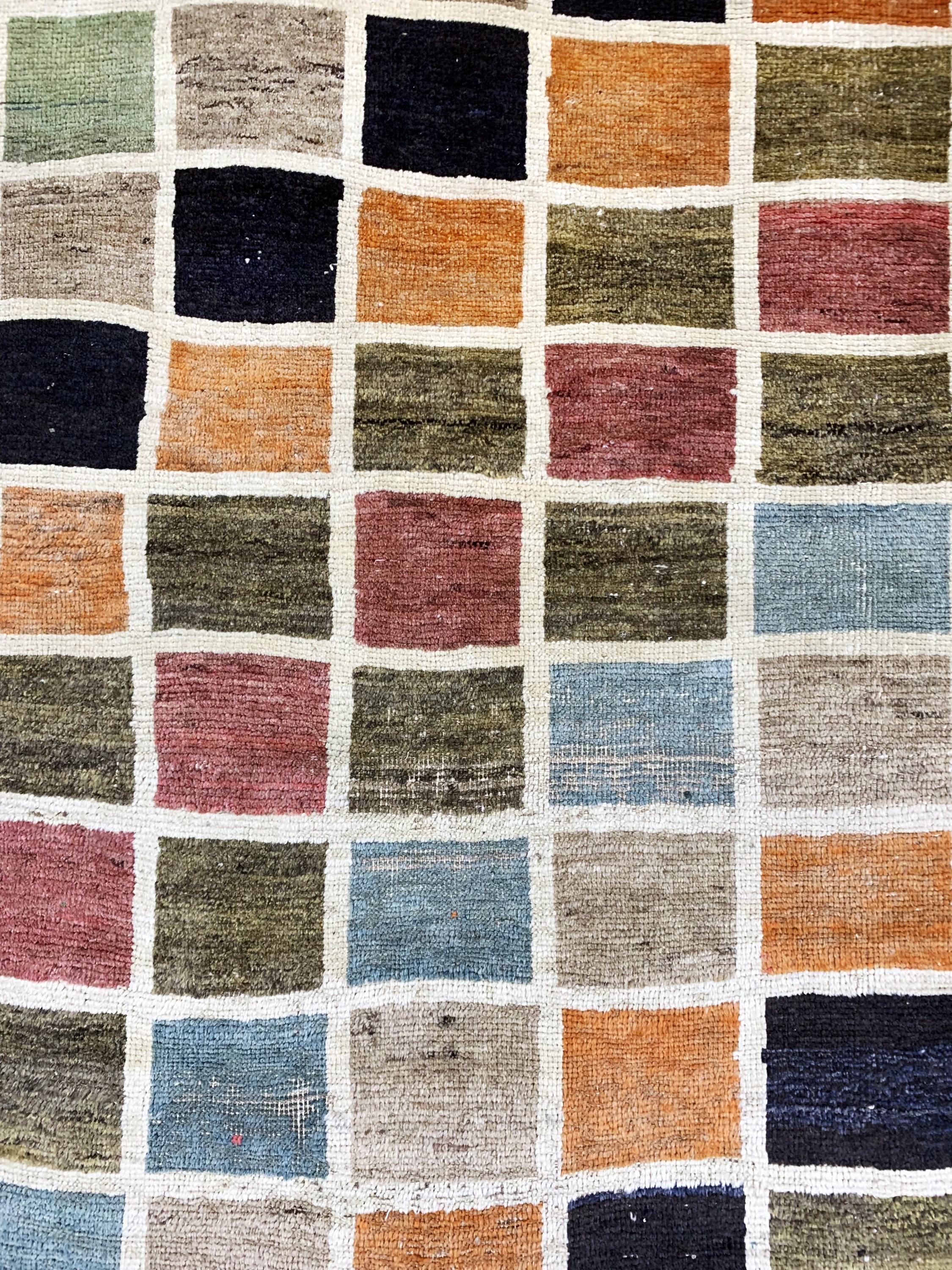 Detail b: Gabbeh alt, Persien, Mitte 20.Jhd, Wolle auf Wolle, ca. 172 x 107 cm, EHZ: 3