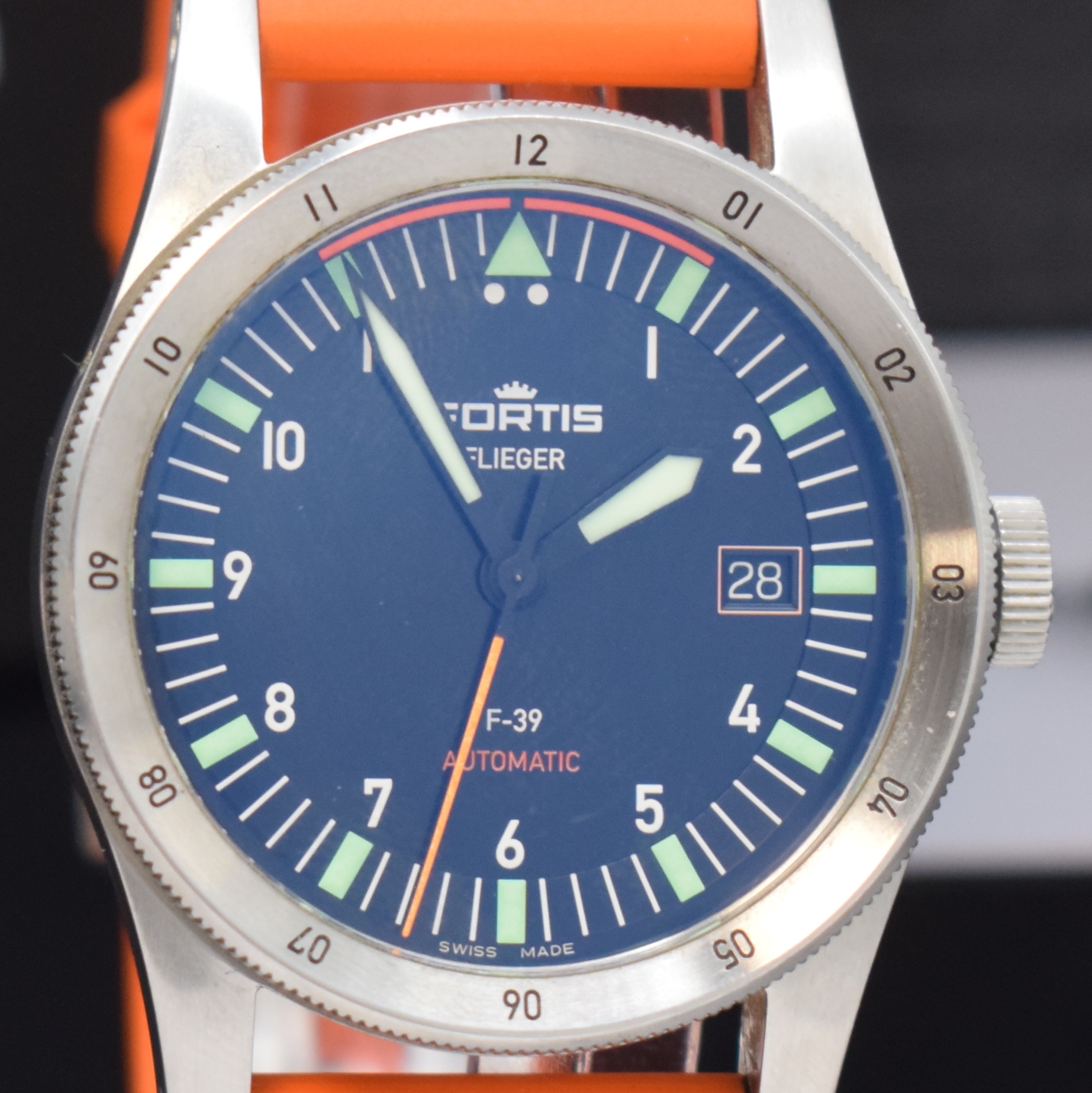 Detail c: FORTIS Fliegeruhr F-39 Referenz W.422.0021 in Stahl, Schweiz verk. lt. beil. Garantiekarte 06/2022, Automatik, Boden u. Krone verschr., orig. ...