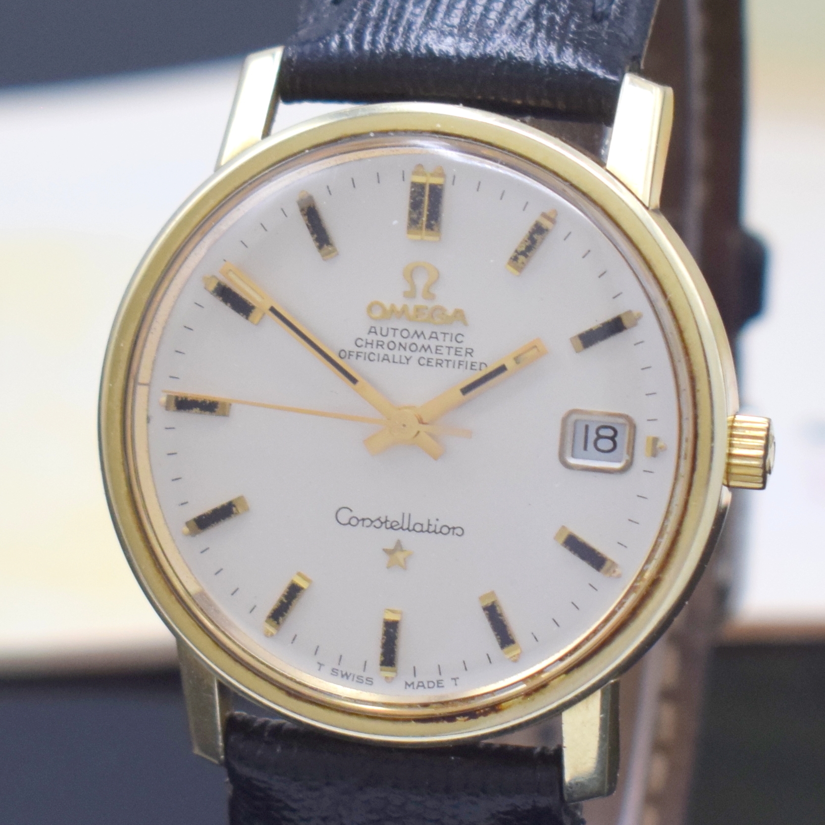 Detail a: OMEGA Constellation Herrenarmbanduhr Chronometer Referenz 168.018, Schweiz verk. lt. beil. Pap. 1968, Geh. m. Goldhaube, Stahlboden m. Darst. ...