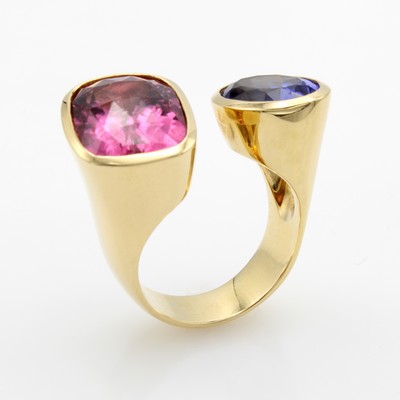 26901497a - Ring mit Farbsteinen, GG 750/000, offen gearb., ovaler, fac. Tansanit ca. 4.72 ct, ...
