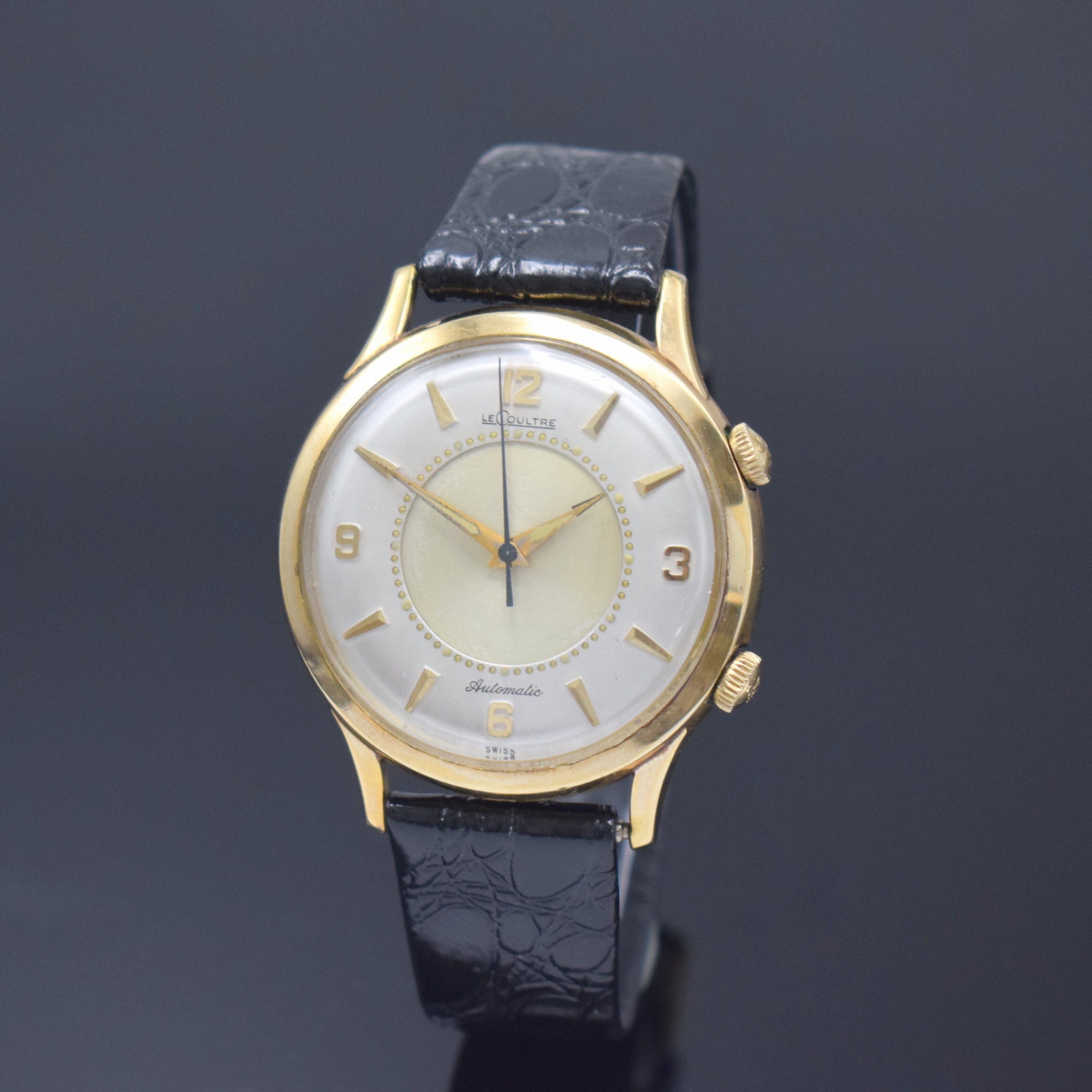 LeCOULTRE Memovox Armbanduhr mit Wecker, Schweiz/USA um 1960, Hammerautomatik, 10k Goldfilled Geh. m. verschr. Stahlboden, orig. Kronen, silb. ...