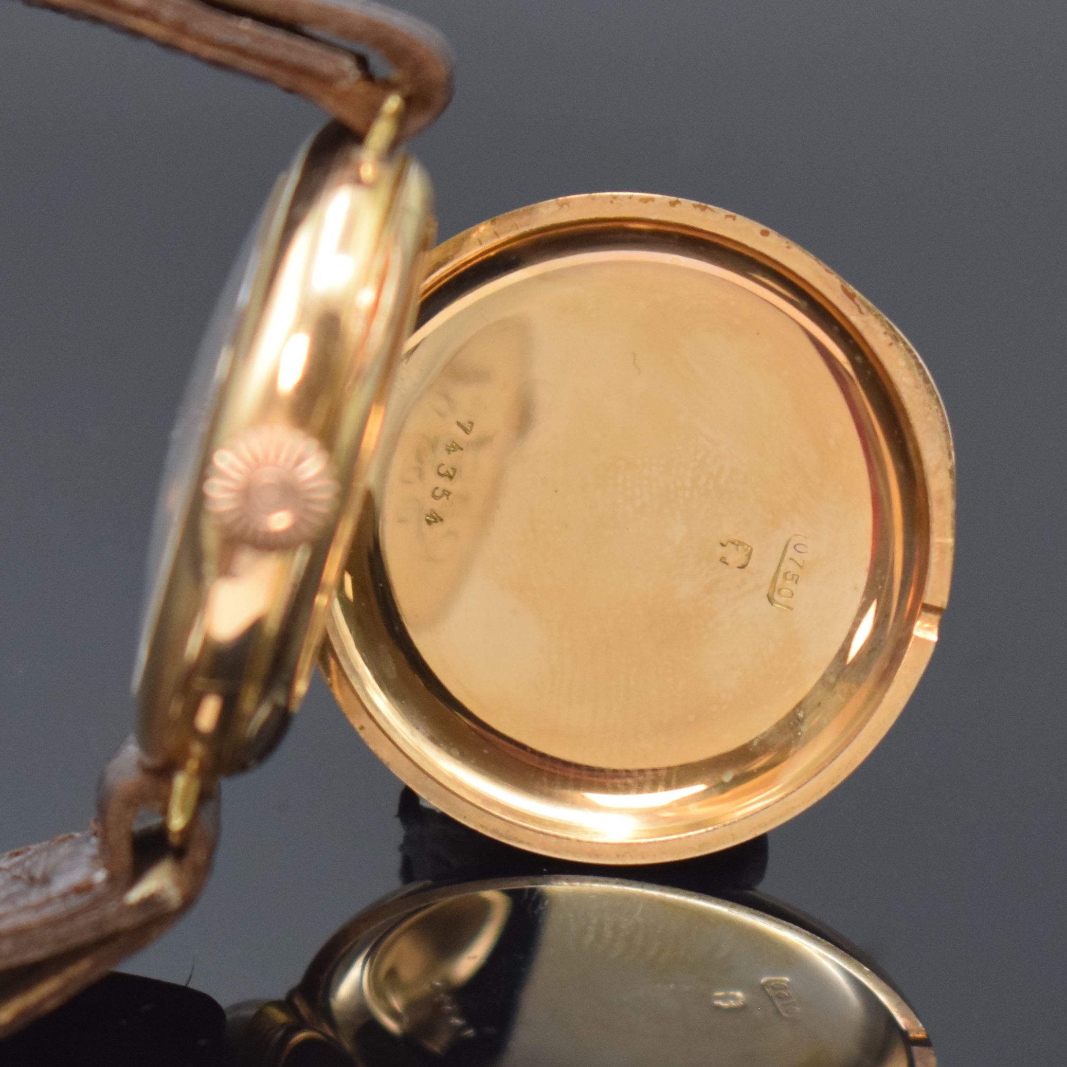 Detail d: EDWARD KOEHN sehr hochwertige Taschenuhr zur Armbanduhr umgebaut in RG 750/000, Schweiz um 1900, Scharniergeh. m. Monogramm-Grav., Gold-Cuvette bez. ...