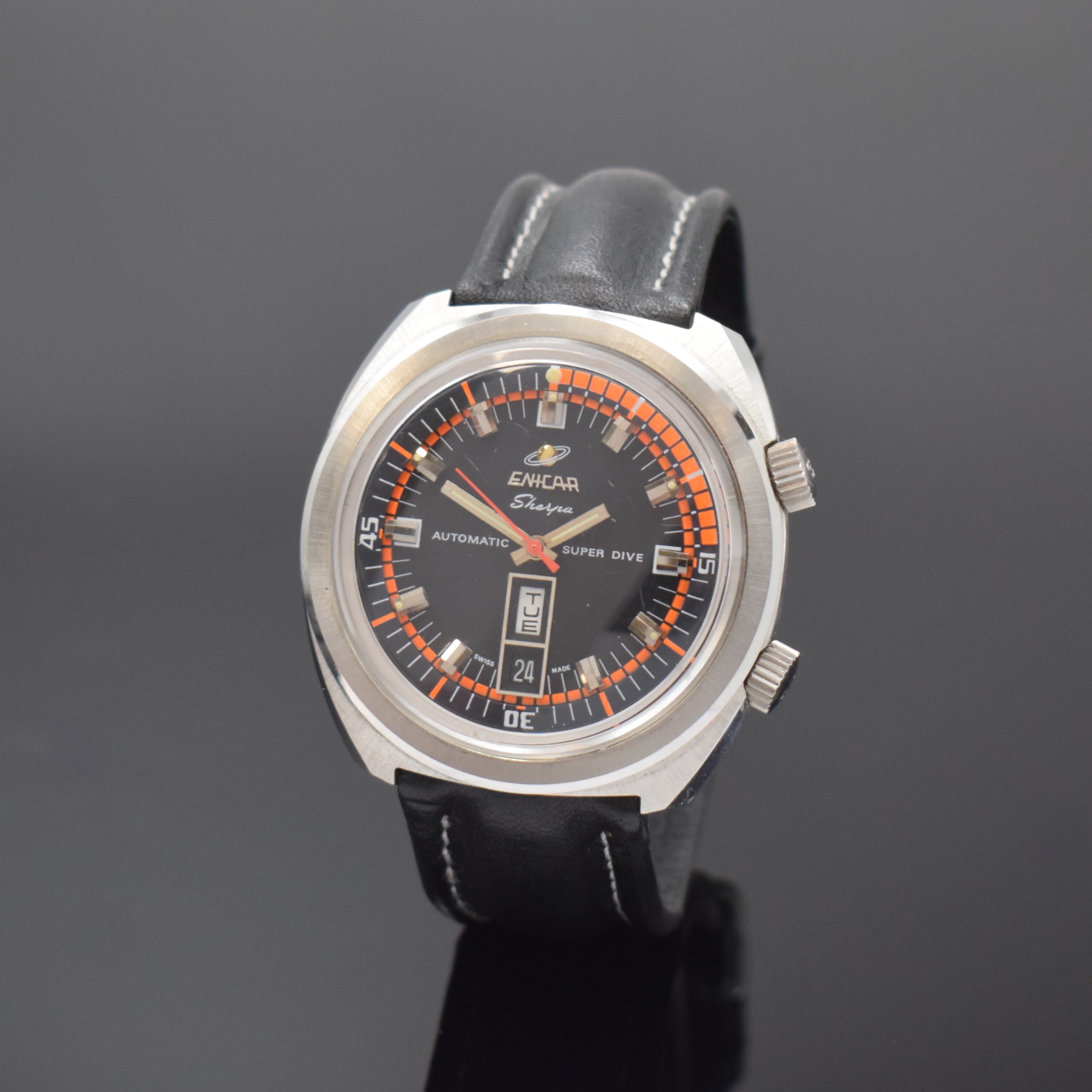 ENICAR Sherpa Super Dive Taucheruhr Referenz 167-08-02 in Stahl, Schweiz um 1970, Automatik, unpoliertes Geh., innen-liegende Drehlünette zu ...