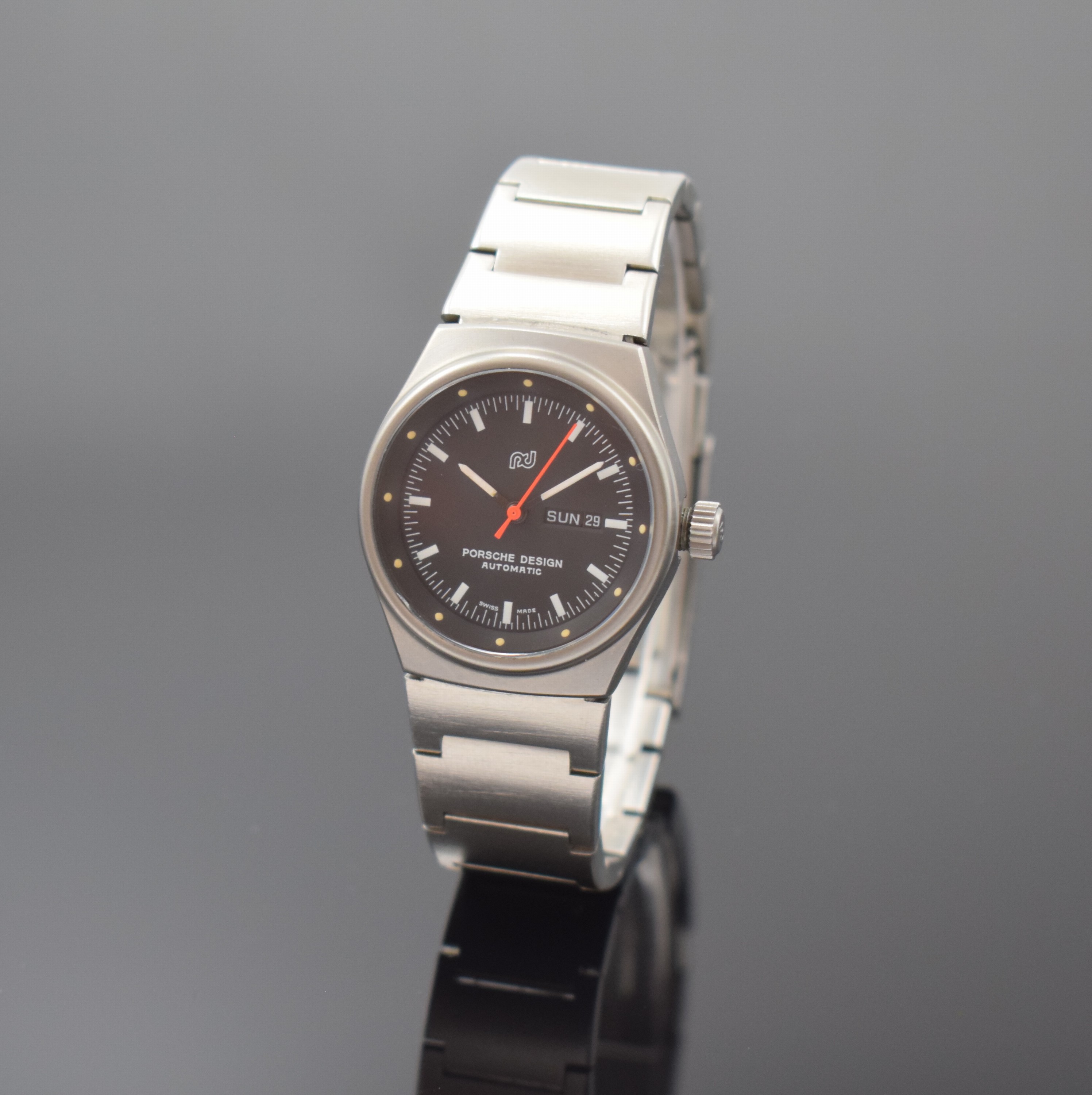 PORSCHE DESIGN Referenz 7050 nahezu neuwertige Damenarmbanduhr in Stahl an Stahlband, Schweiz um 1985, Automatik, matt. Geh., Boden u. Krone ...