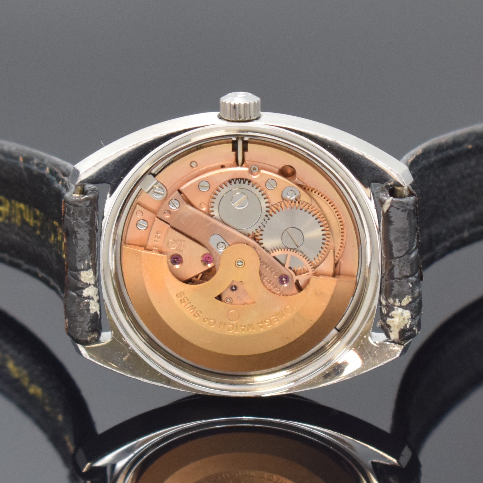 Detail d: OMEGA Constellation Armbandchronometer in Stahl/WG Referenz 168.029, Schweiz um 1971, Automatik, verschr. Geh., orig. Krone u. Glas, WG ...