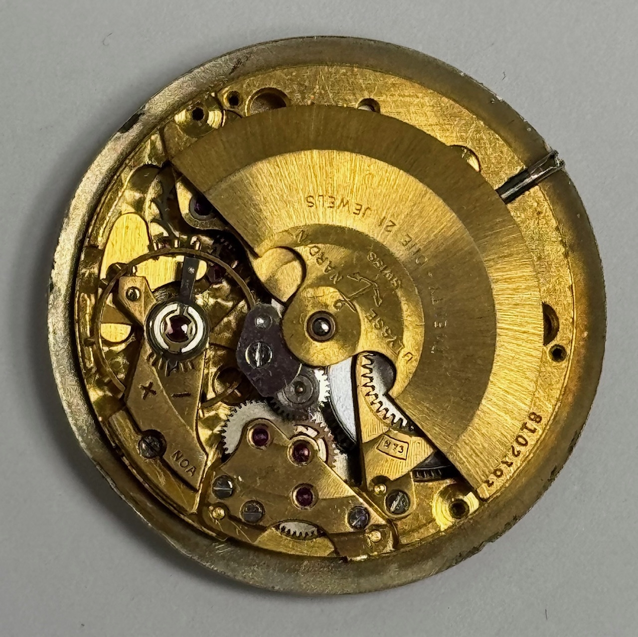 Detail g: ULYSSE NARDIN Chronometer Armbanduhr in GG 585/000, Schweiz/USA um 1965, Automatik, amerikanisches Monocoque Geh., silb. Schraffur-Zifferbl. pat., ...