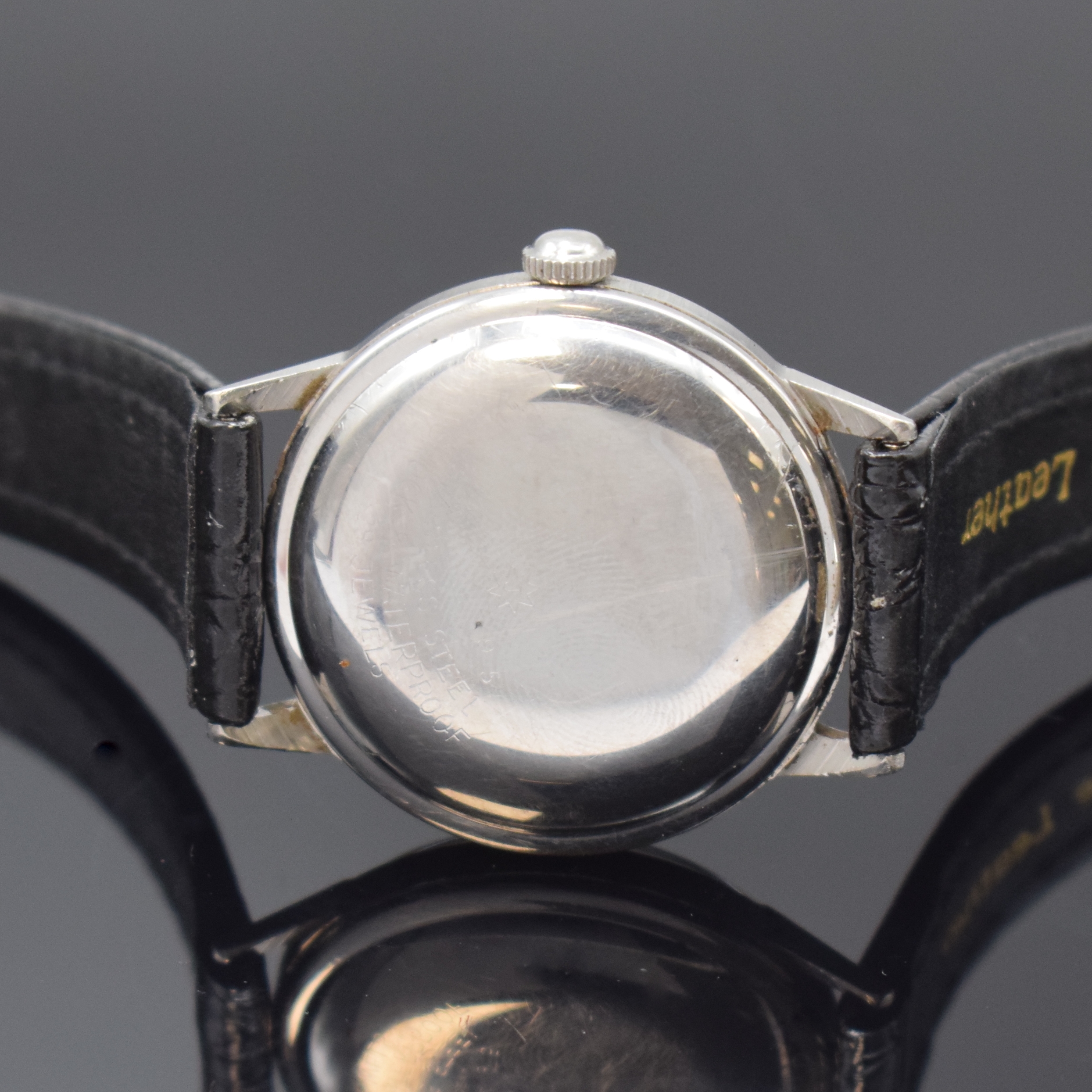 Detail c: JUNGHANS Automatik-Chronometer Kaliber 83 in Stahl, Deutschland um 1960, 2-tlg. Geh., Boden aufgedr., Glasrand zu ers., silb. Zifferbl. pat., gold. ...