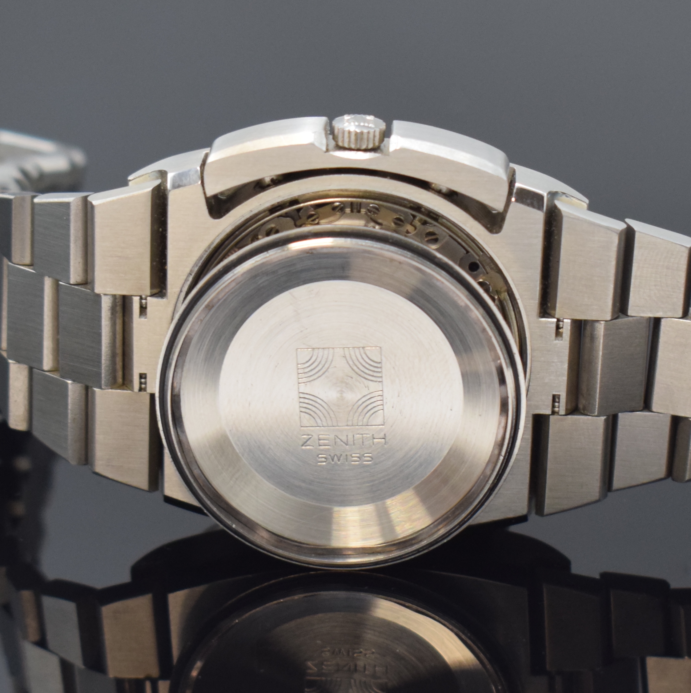 Detail g: ZENITH El Primero TV-Screen Armbandchronograph Referenz 01-0200-415 in Stahl mit Stahlband, Schweiz um 1975, Automatik, verschr. Geh. m. integr. ...
