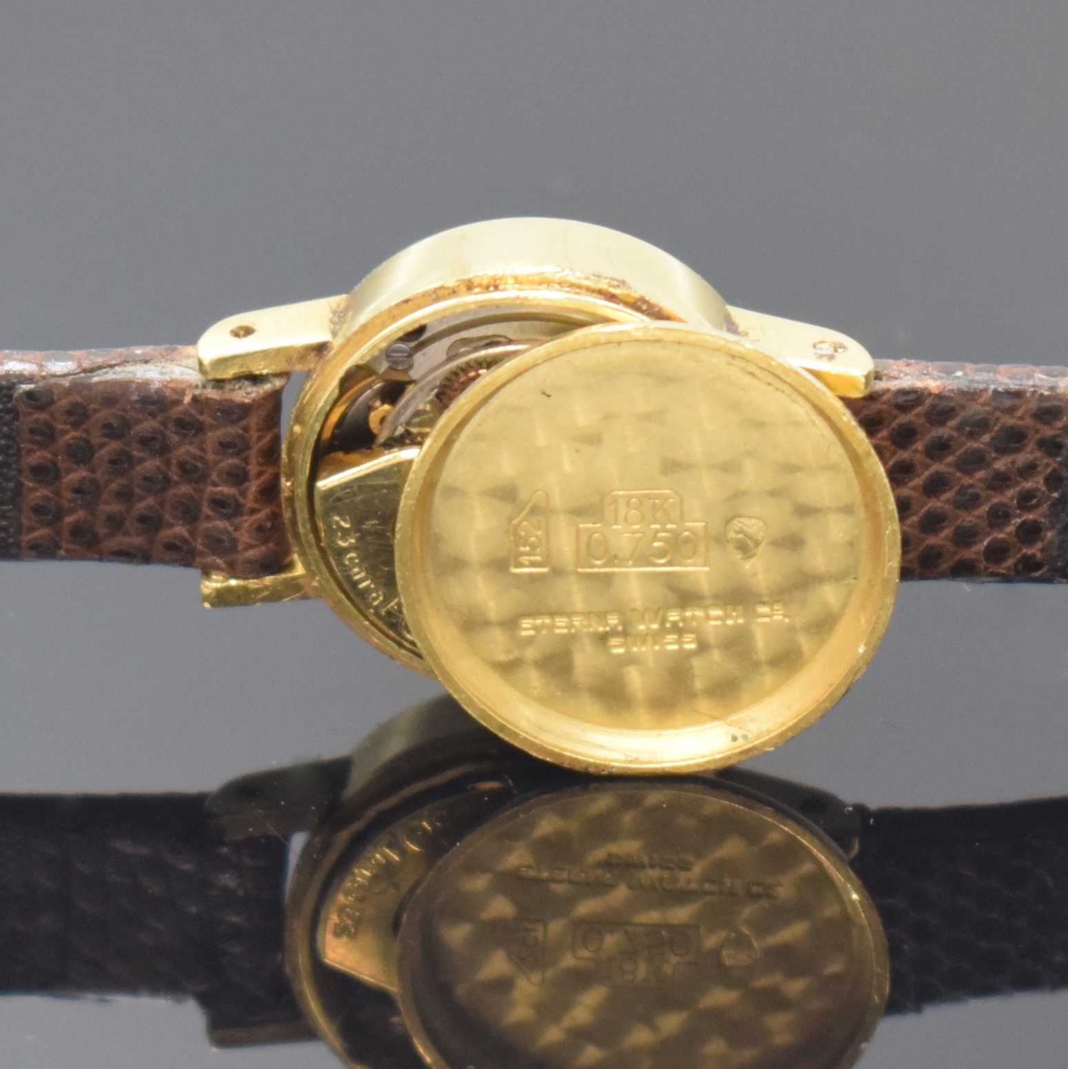 Detail f: ETERNA Golden Heart sehr kleine Damenarmbanduhr in GG 750/000, Schweiz um 1960, Automatik, 2-tlg. Geh., aufgedr. Boden bez. "Golden Heart", ...