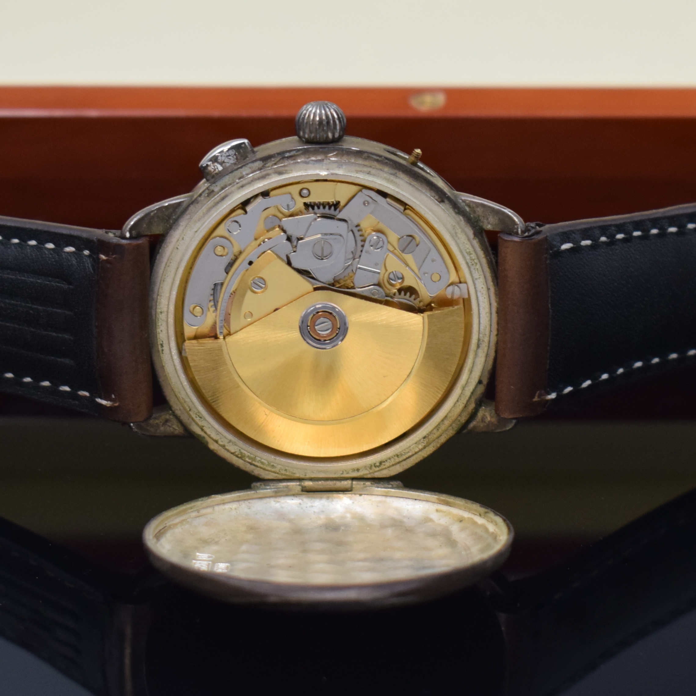 Detail g: DUBOIS Armbandchronograph in 925er Silber, Automatik, Schweiz 1990er Jahre, Geh. angel., Scharnierboden, Glasrand und Cuv. aufgedr., emailfarb. ...