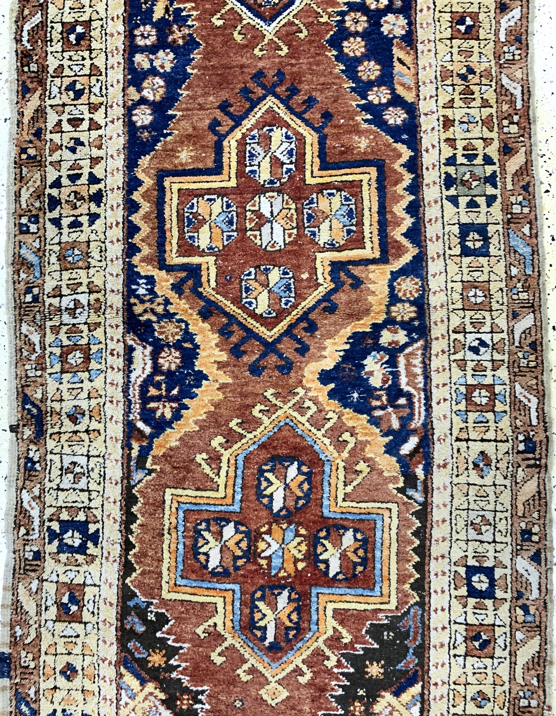 Detail b: Konya alt, Türkei, Anfang 20.Jhd, Wolle aufWolle, ca. 335 x 105 cm, EHZ: 2-3