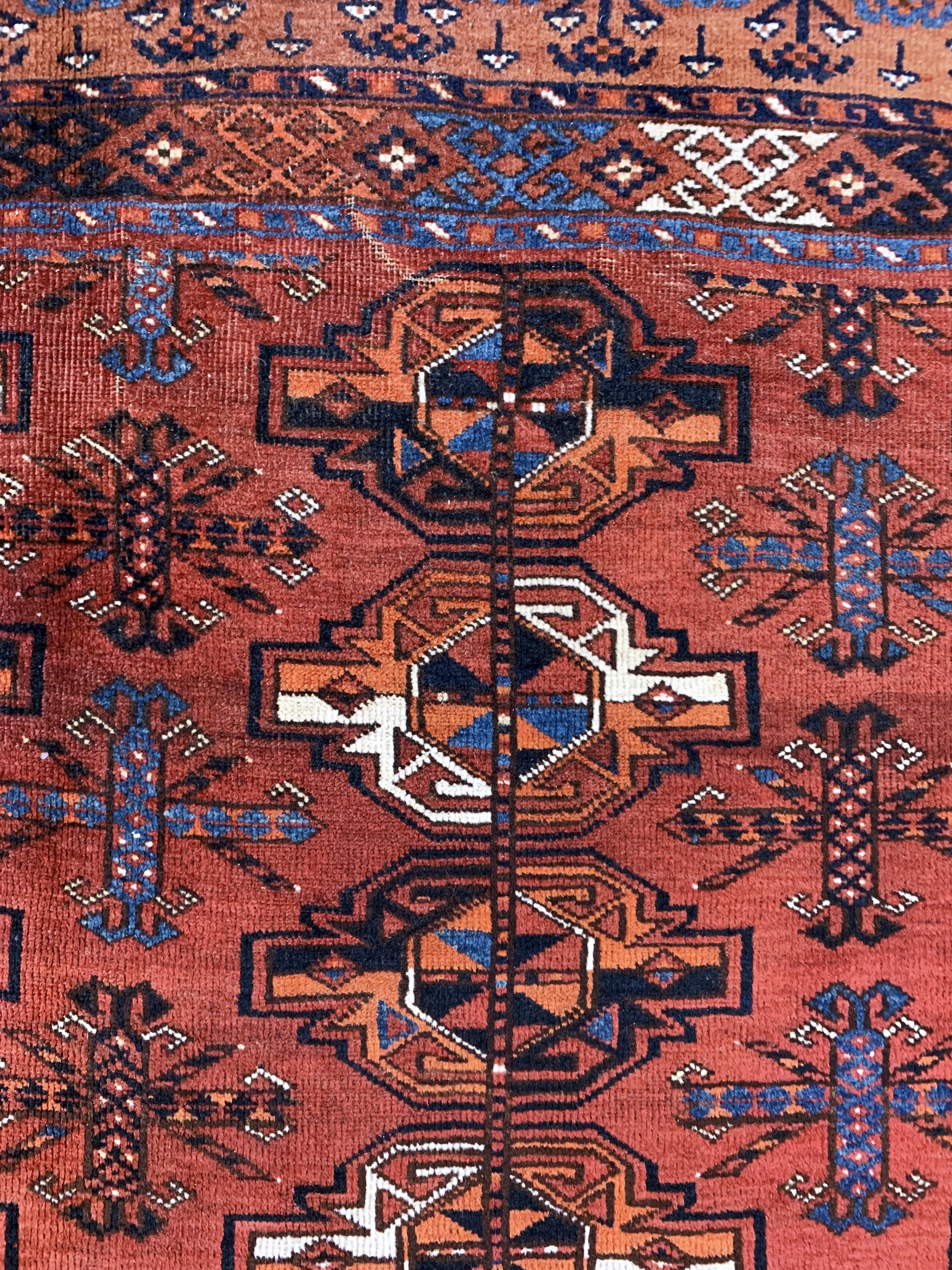 Detail b: Ersari Tschowal antik, Turkmenistan, um 1900, Wolle auf Wolle, ca. 164 x 110 cm, EHZ: 3