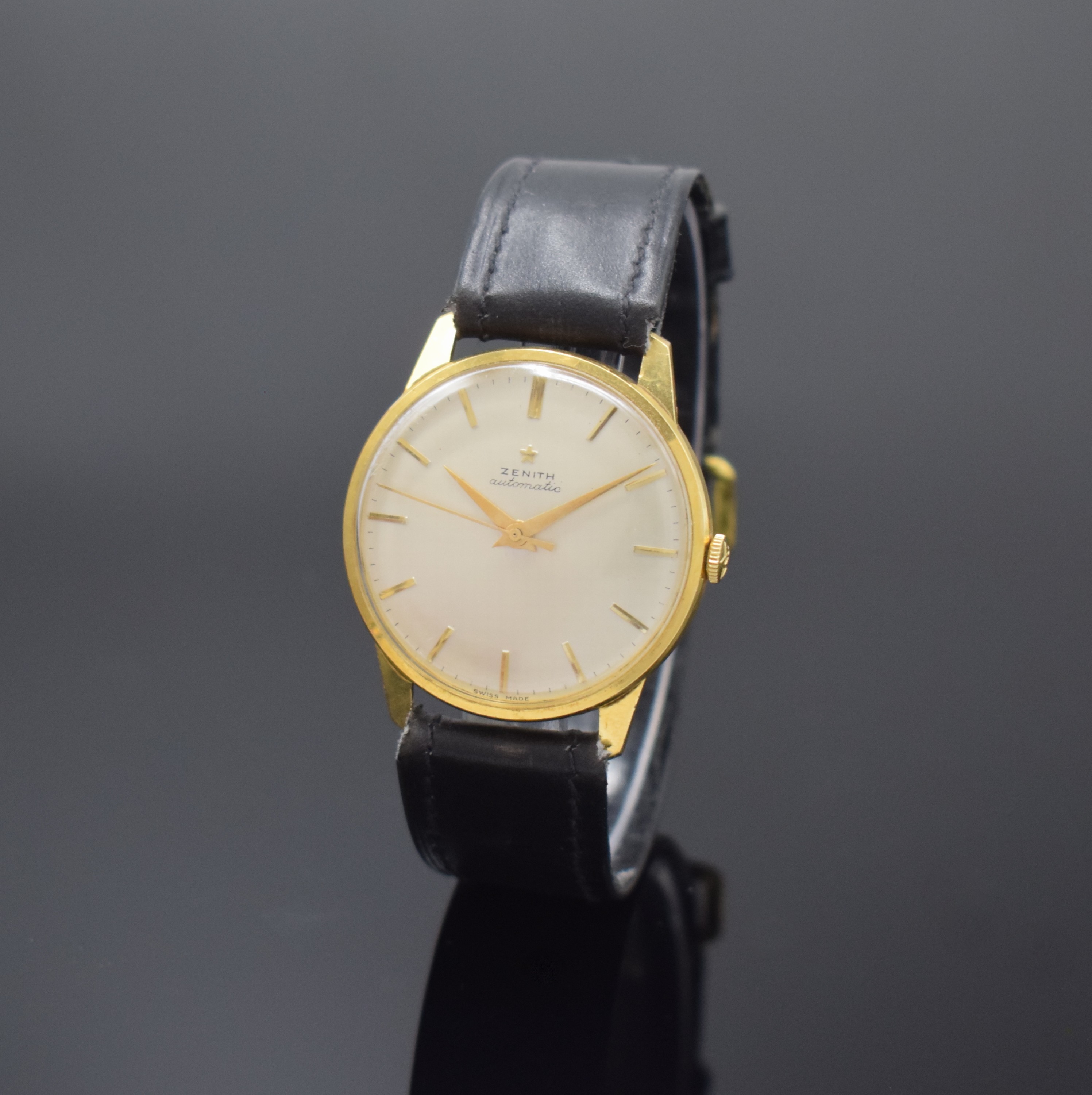 ZENITH Herrenarmbanduhr in GG 750/000 mit Hammerautomatik Kaliber 133.8, Schweiz um 1959, 2-teil. Gehäuse, Boden aufgedr., orig. Krone, silb. ...