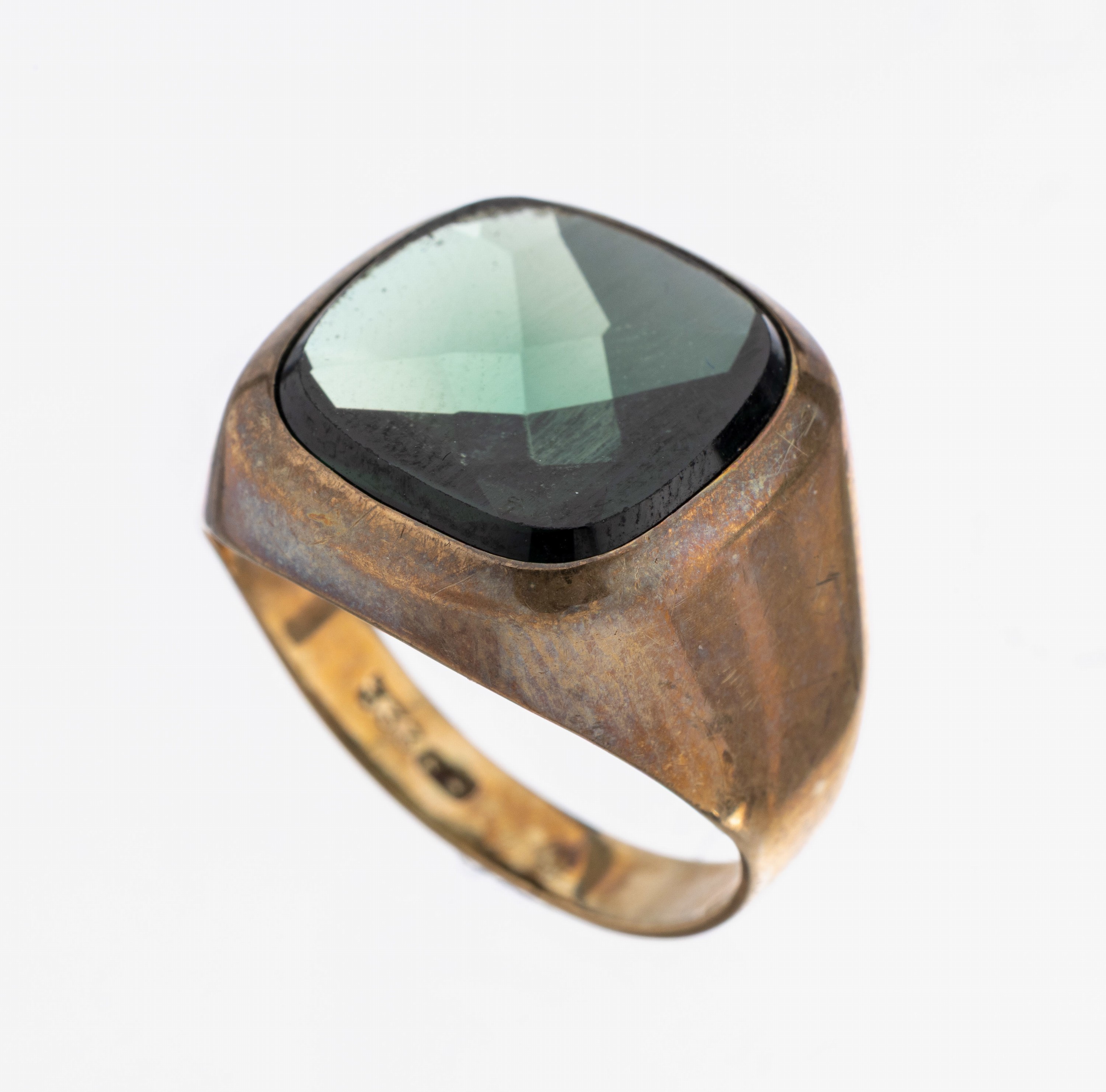 8 kt Gold Ring, GG 333/000, synth. Spinell,RW 56, ca. 5.3 g